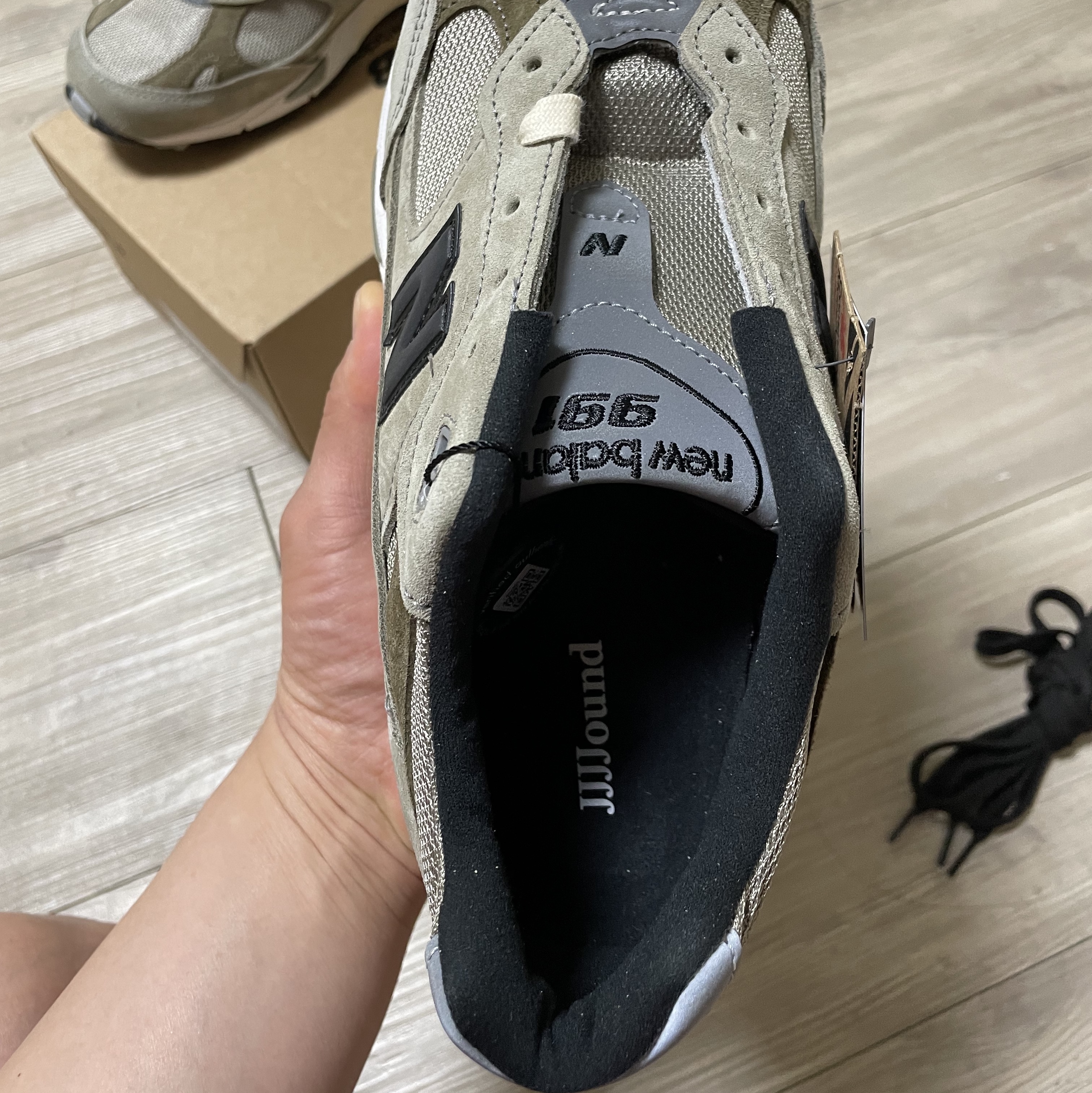 New Balance x JJJJound 991 Made in UK Grey 착용 스타일 - 3