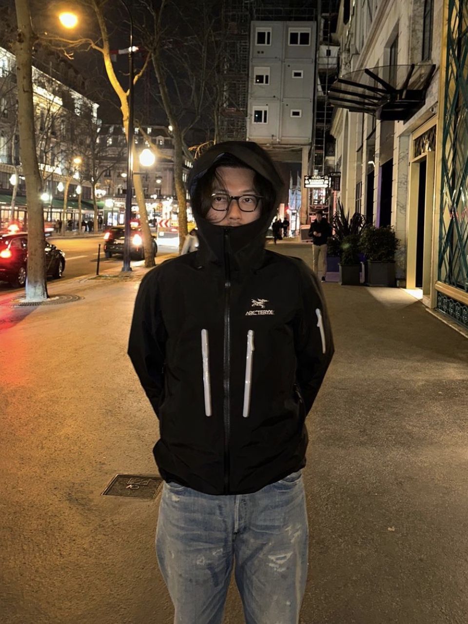 Arc'teryx Alpha SV Jacket Orca 착용 스타일