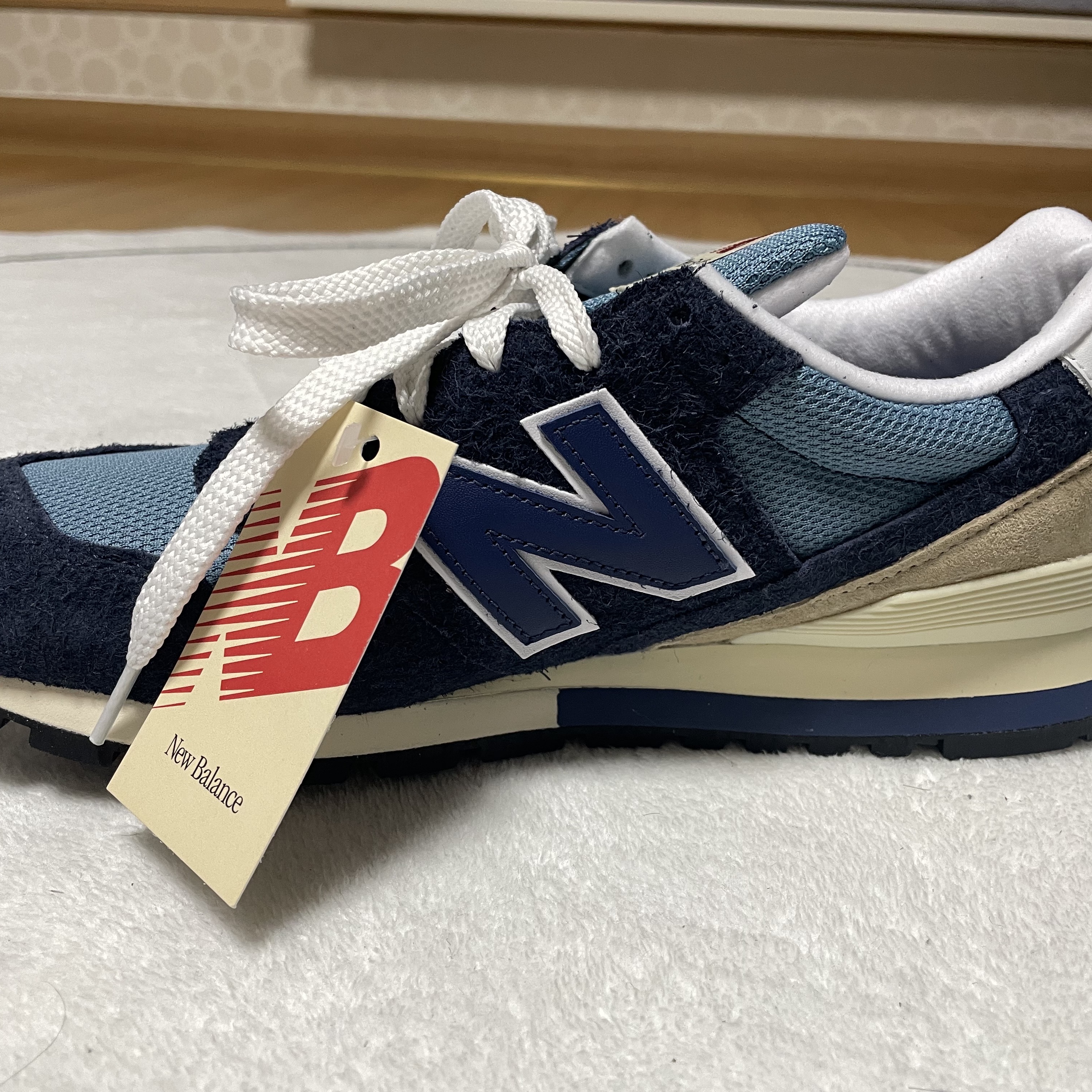New Balance Made in USA 996 Navy 착용 스타일 - 2
