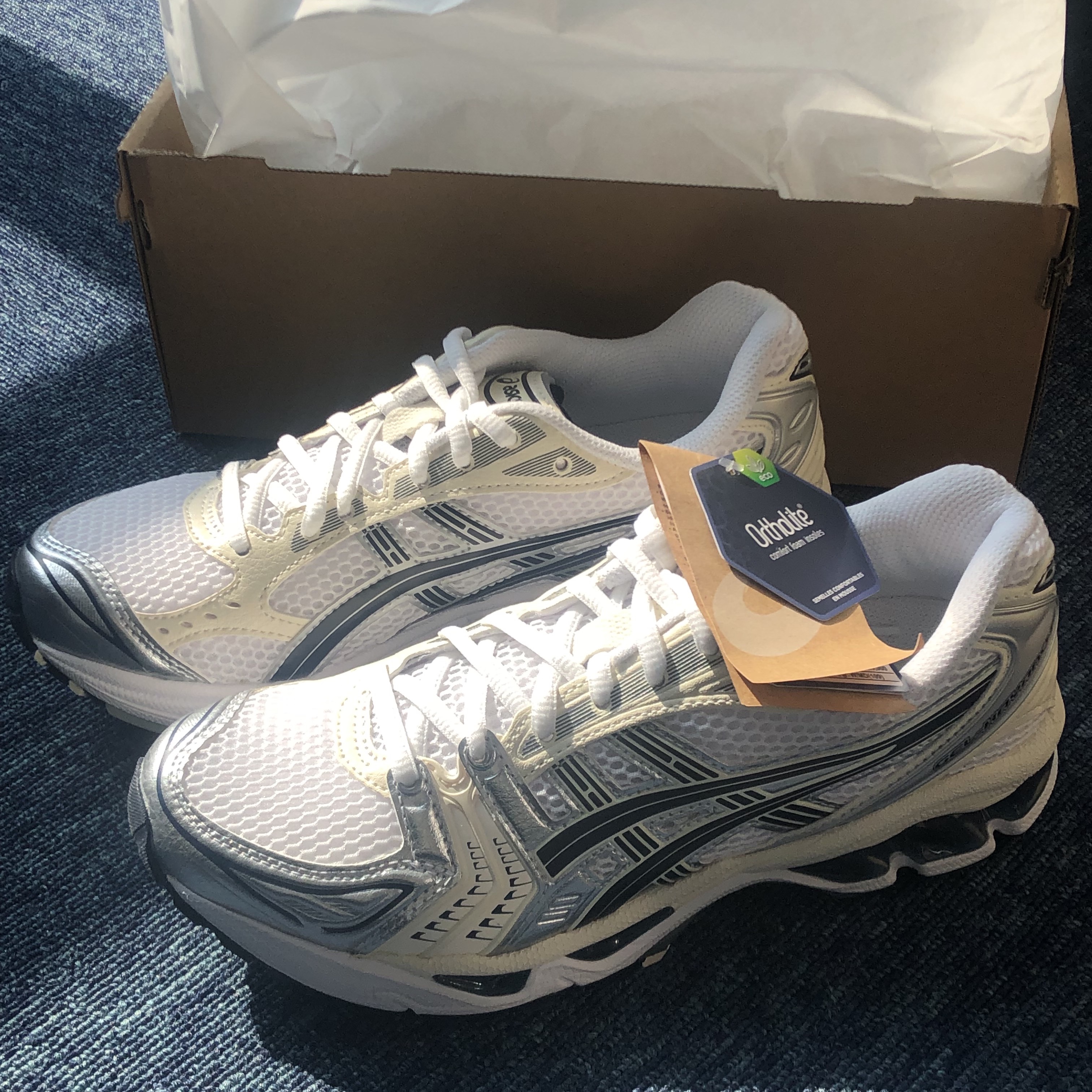 (W) Asics Gel-Kayano 14 White Midnight 착용 스타일