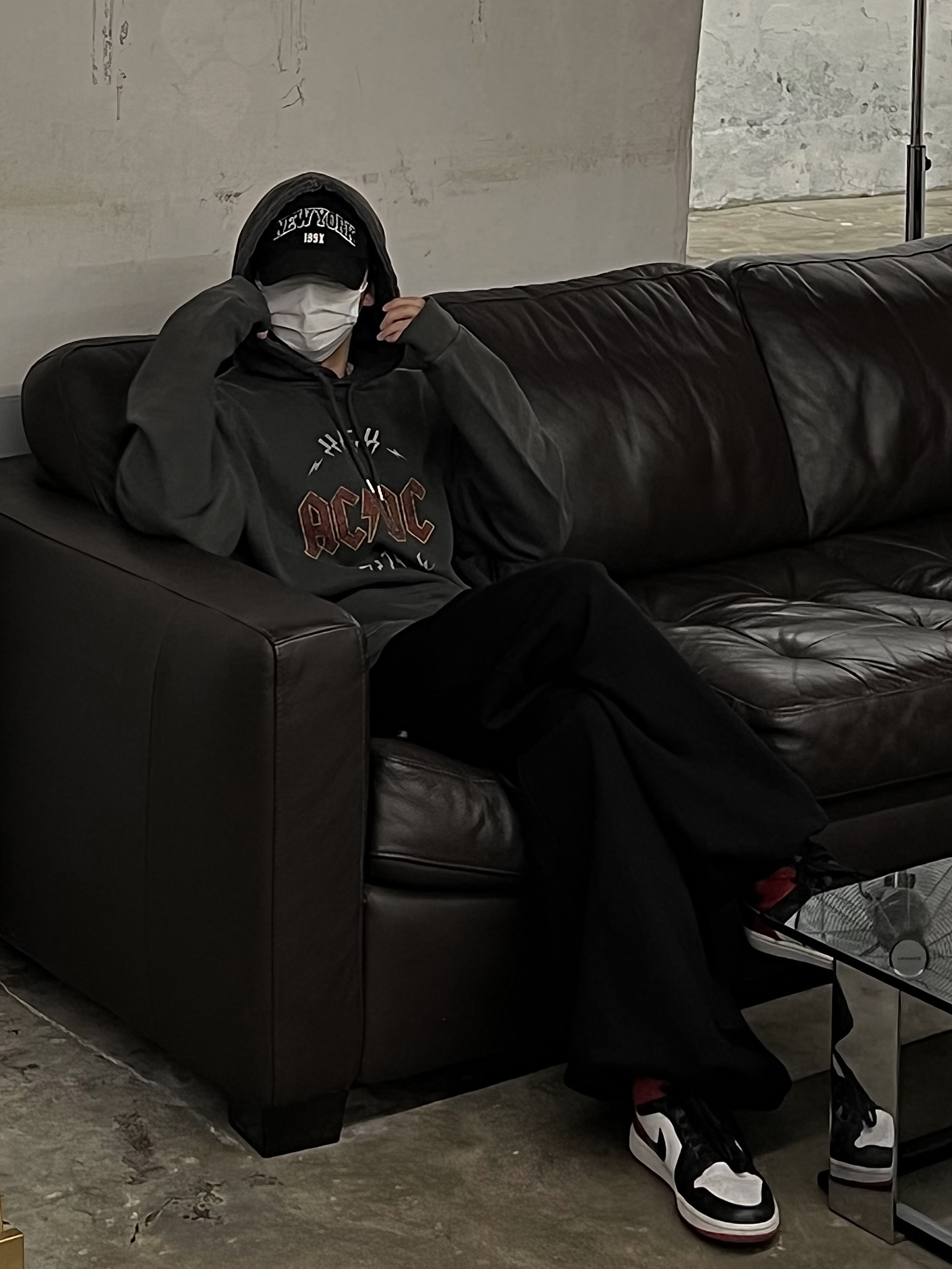 Jordan 1 Retro High OG Black Toe 2016 착용 스타일 - 2