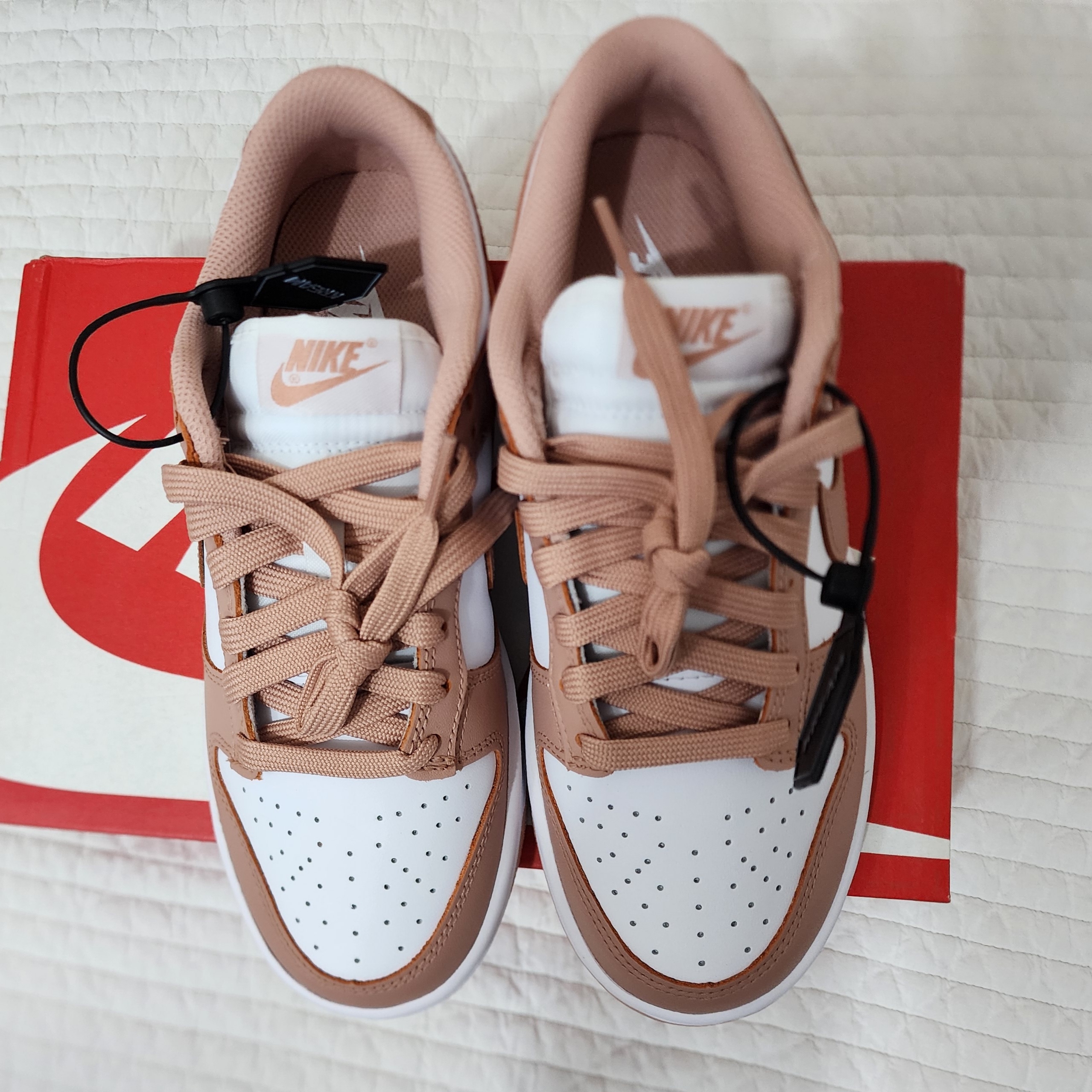 (W) Nike Dunk Low Rose Whisper 착용 스타일 - 1