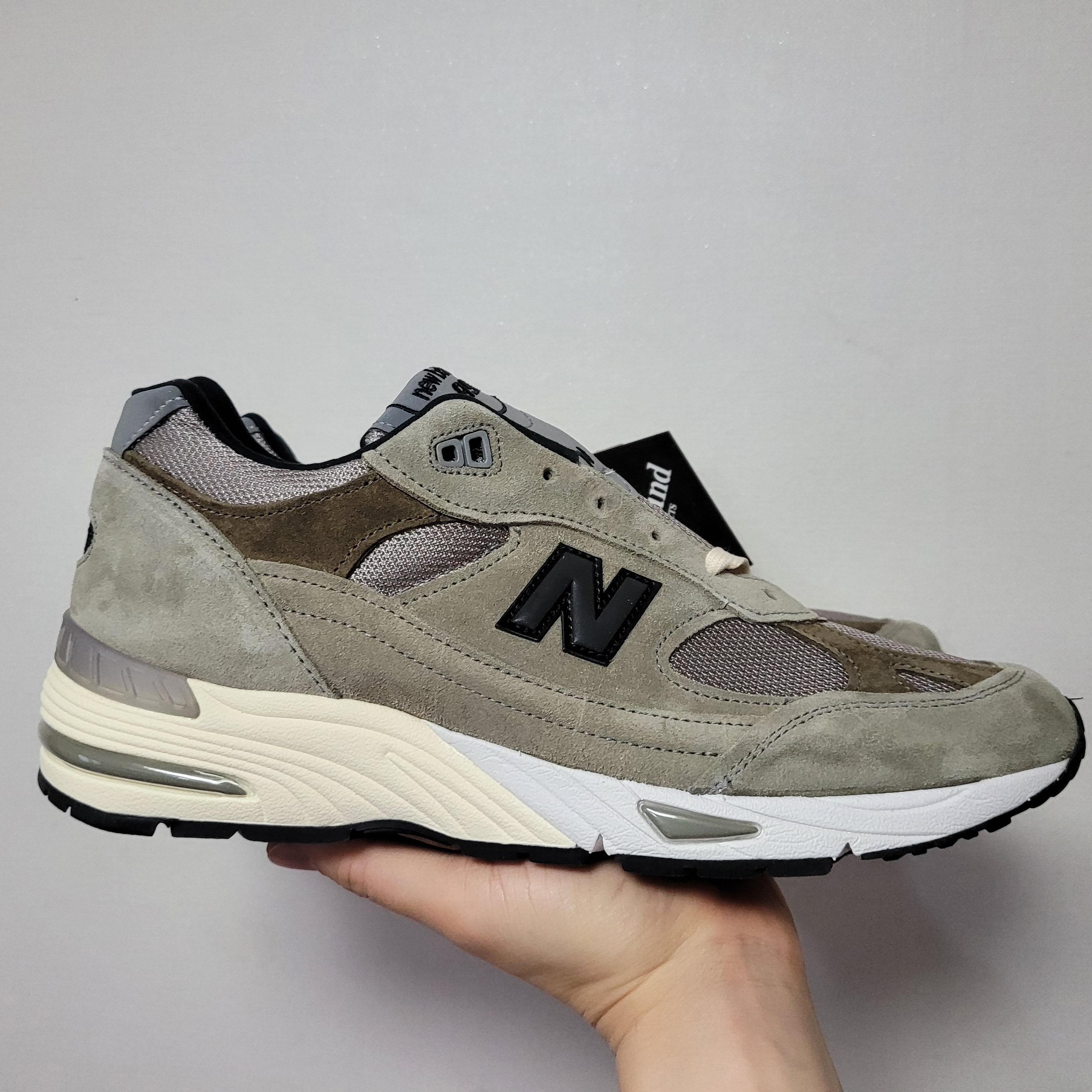 New Balance x JJJJound 991 Made in UK Grey 착용 스타일 - 3