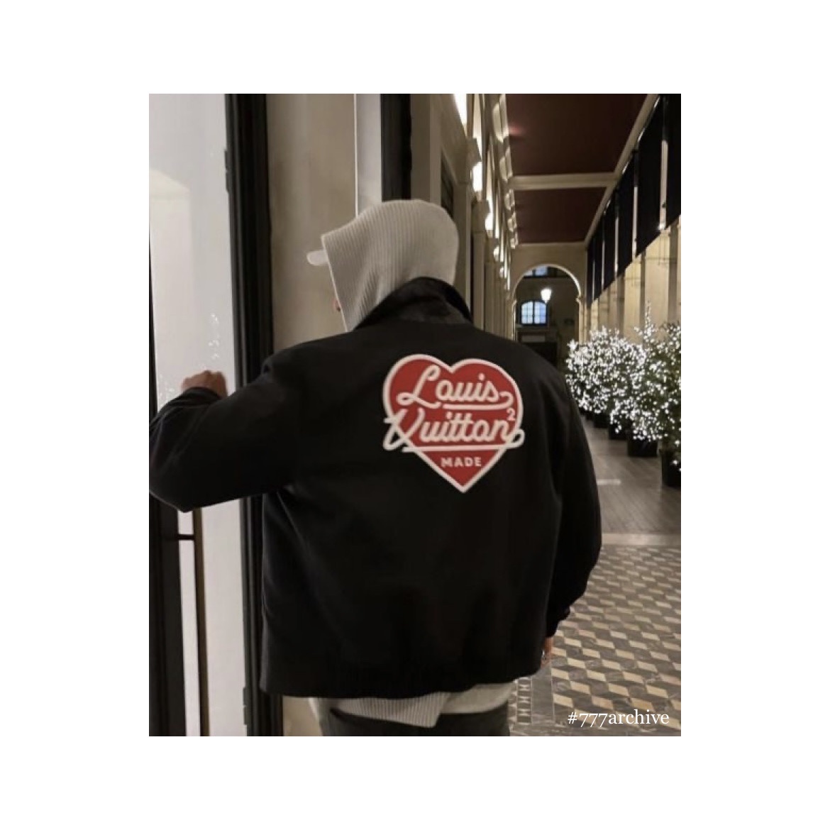 Louis Vuitton x Nigo Reversible Padded Blouson Deep Grey, Louis Vuitton Multi Patch Mixed Leather Varsity Blouson Milky White 착용 스타일 - 1