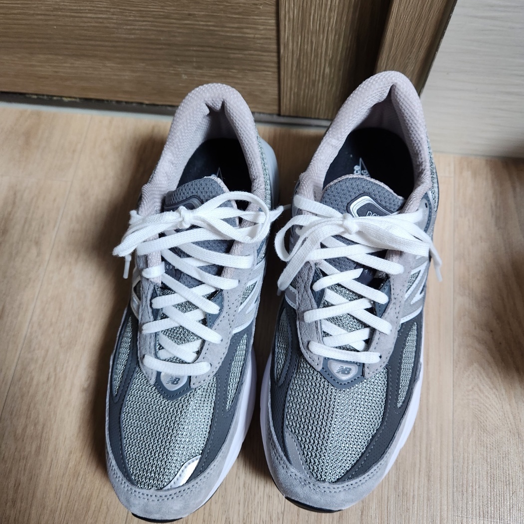 New Balance 990v6 Made in USA Grey - D Standard 착용 스타일