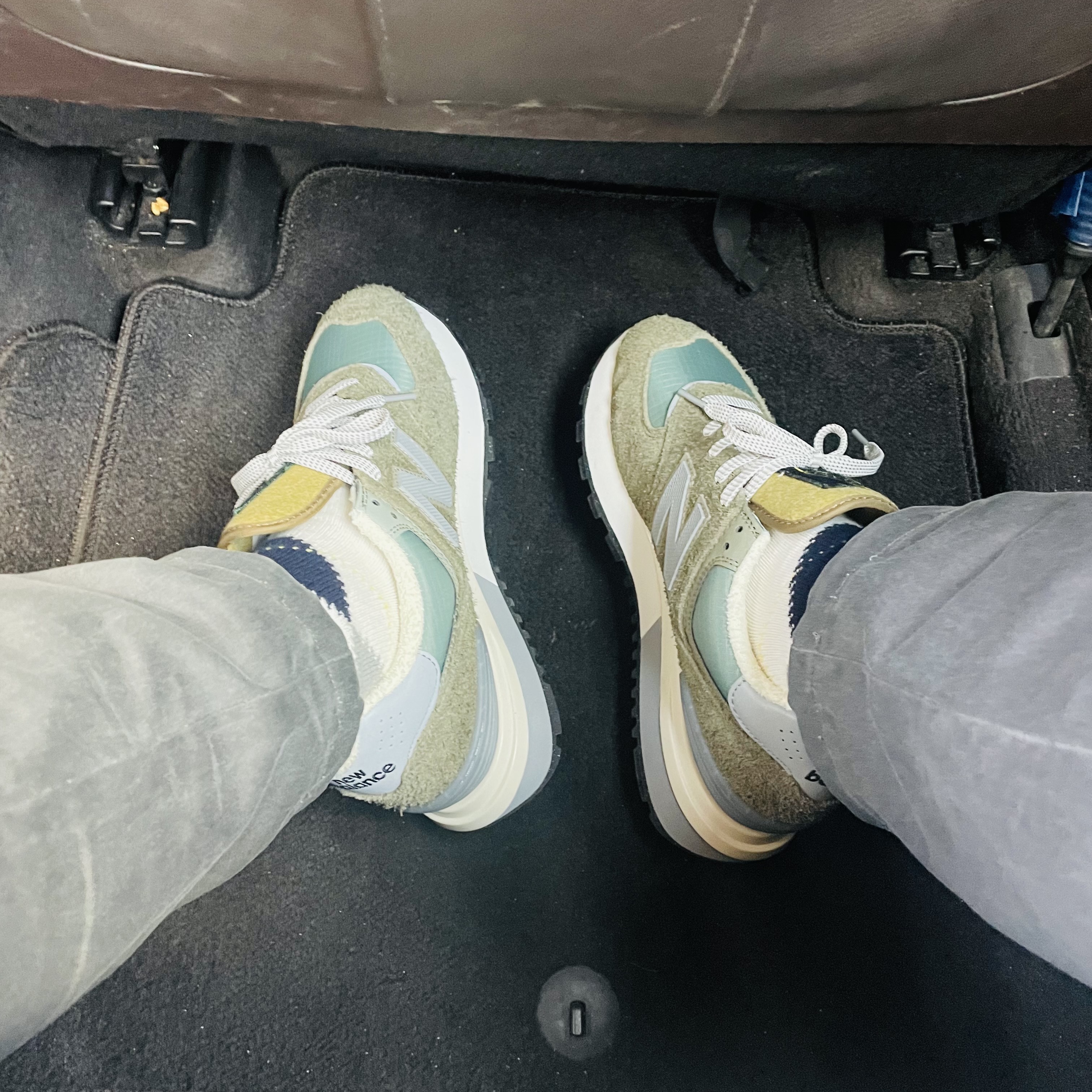 New Balance x Stone Island 574 Legacy Green 착용 스타일 - 4