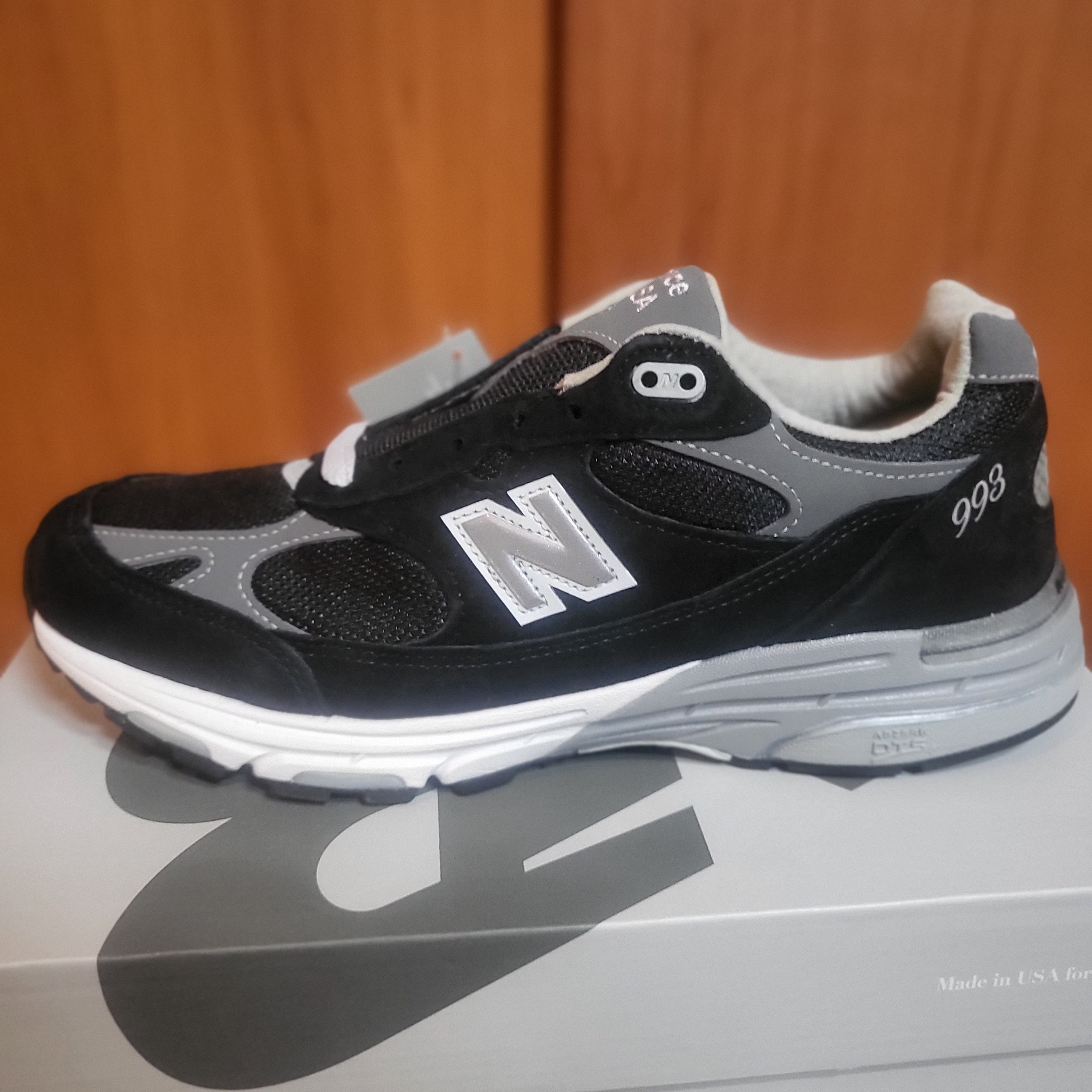 New Balance 993 Made in USA Black - D Standard 착용 스타일