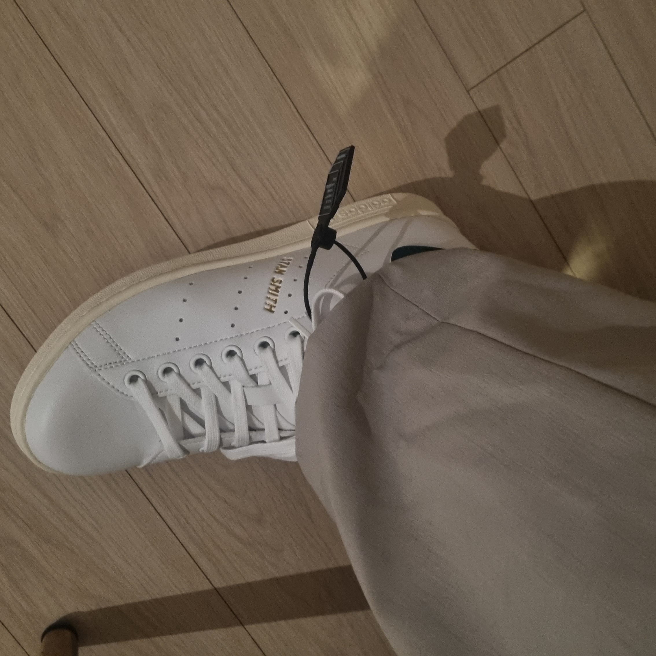 Adidas Stan Smith Collegiate Green 착용 스타일 - 1