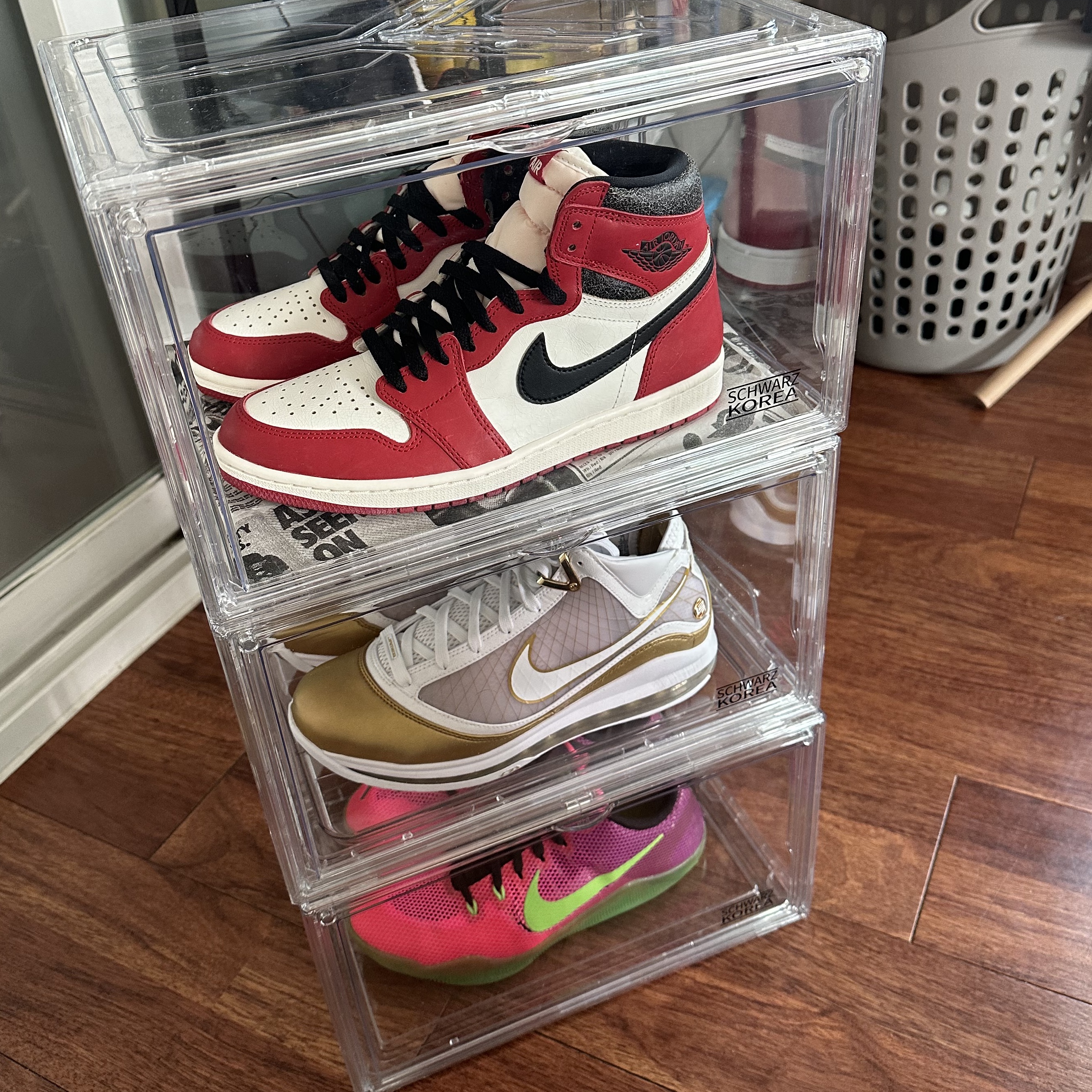 Jordan 1 Retro High OG Chicago 2022, Nike LeBron 7 China Moon 2020 착용 스타일