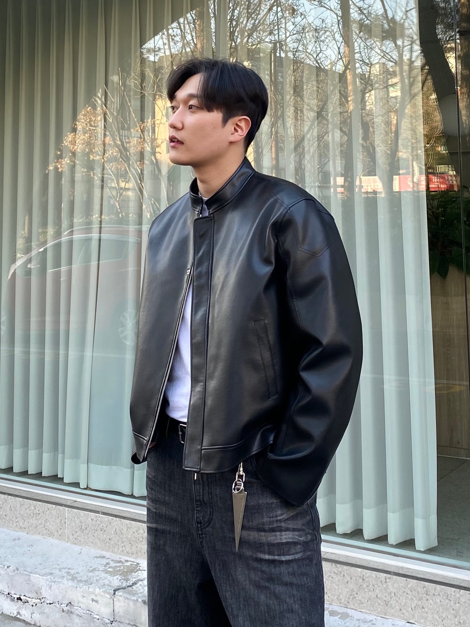 Balenciaga Tyrex Sneakers Black 착용 스타일 - 4