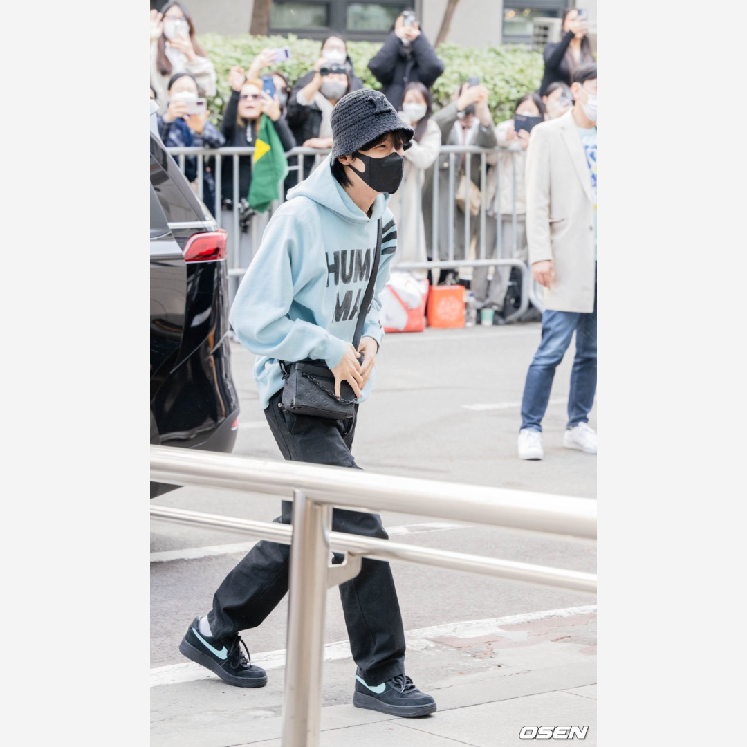 Nike x Tiffany & Co. Air Force 1 Low SP 1837 착용 스타일 - 2