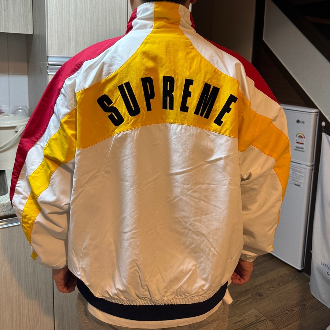 Supreme x Umbro Track Jacket White - 23SS 착용 스타일