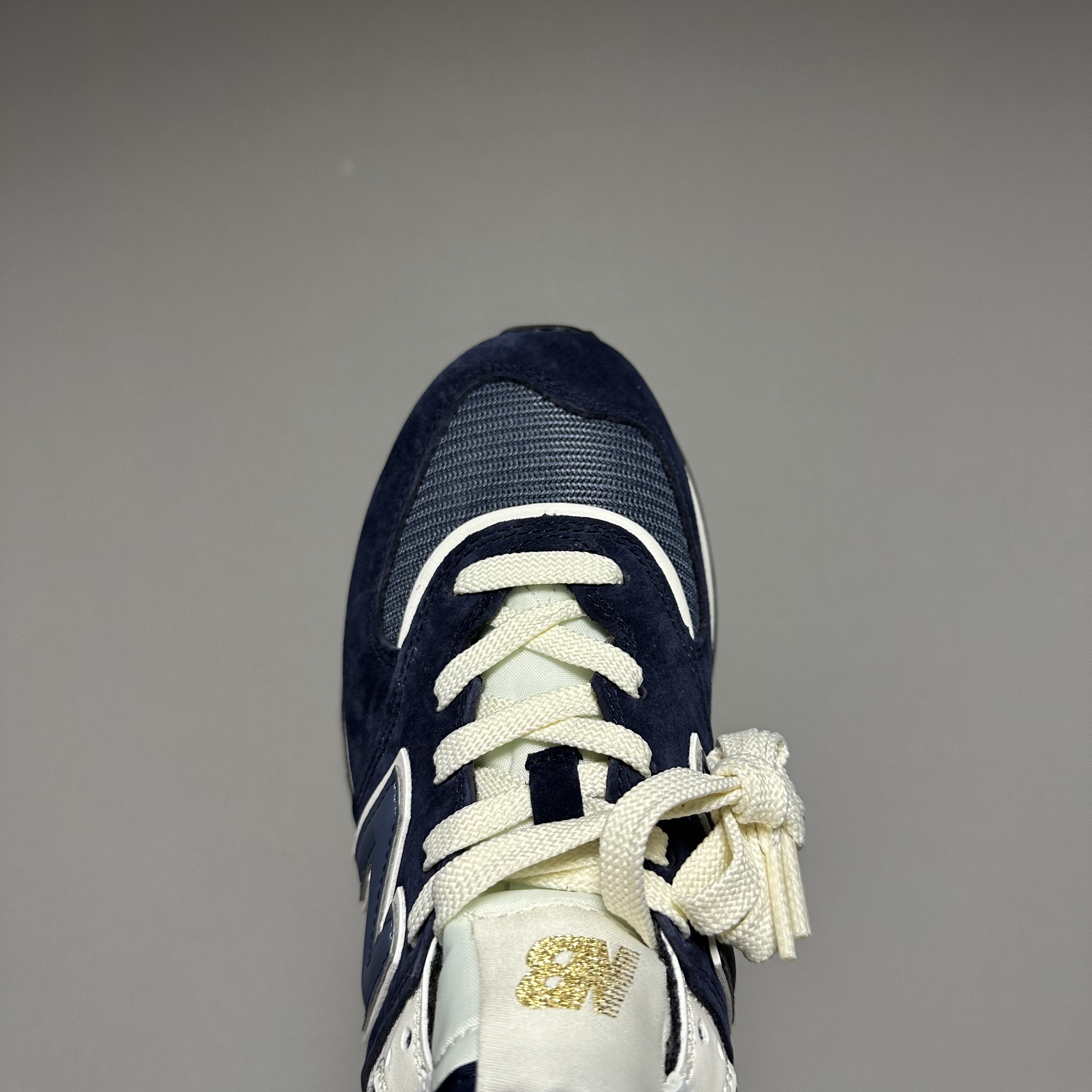 New Balance 574 Legacy Navy 착용 스타일 - 2