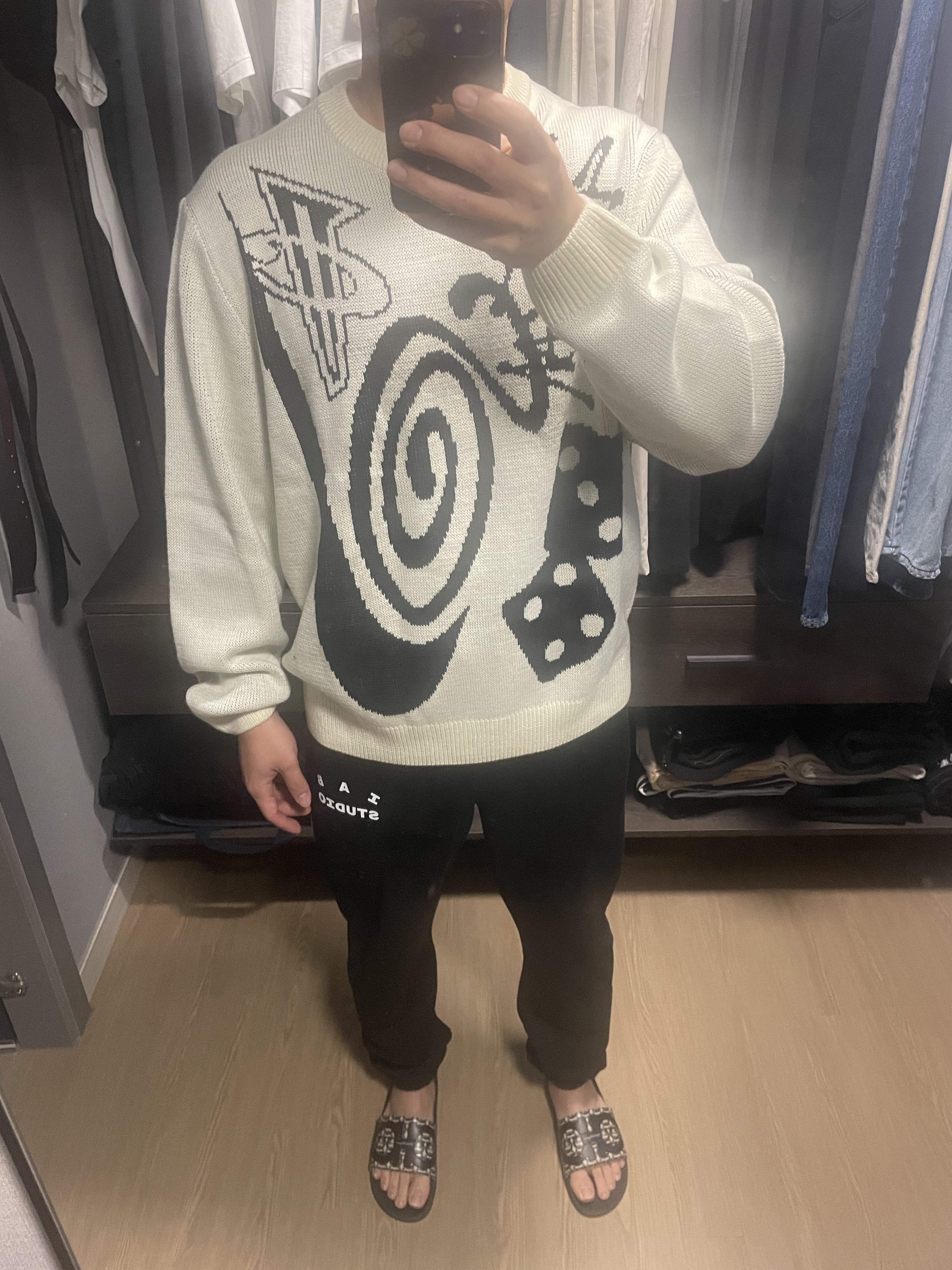 Nike x Stussy NRG LS Knit Sweater Fossil (DR2893-238) 착용 스타일