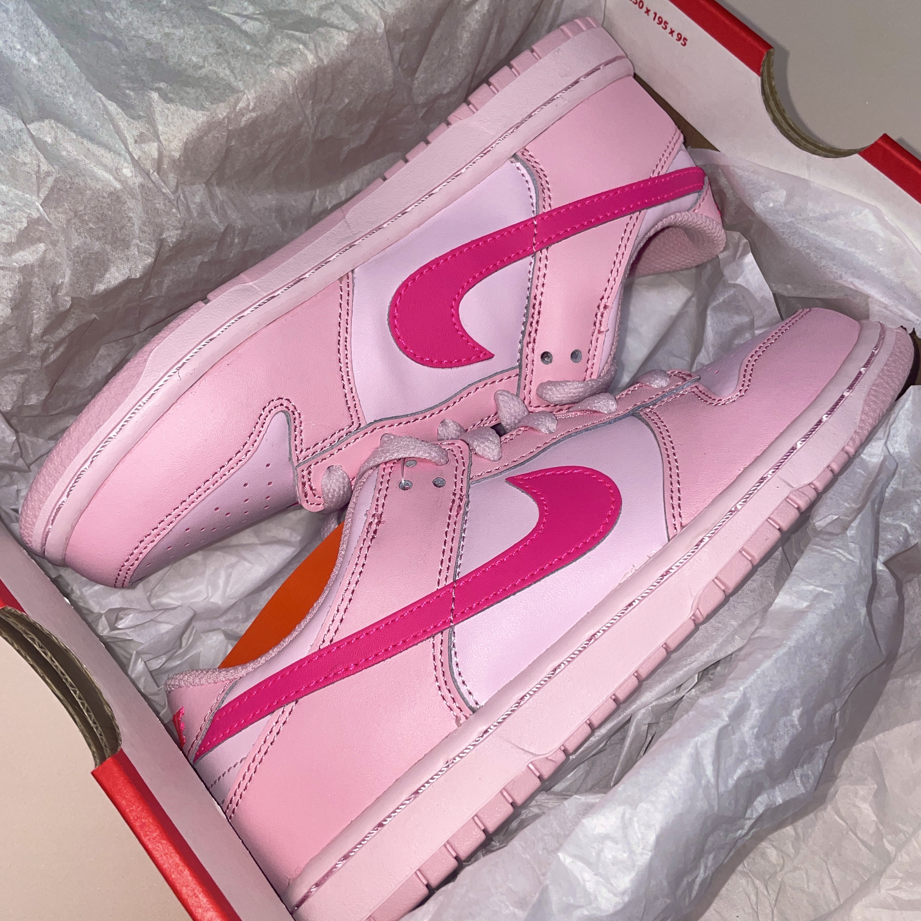 (PS) Nike Dunk Low Triple Pink 착용 스타일