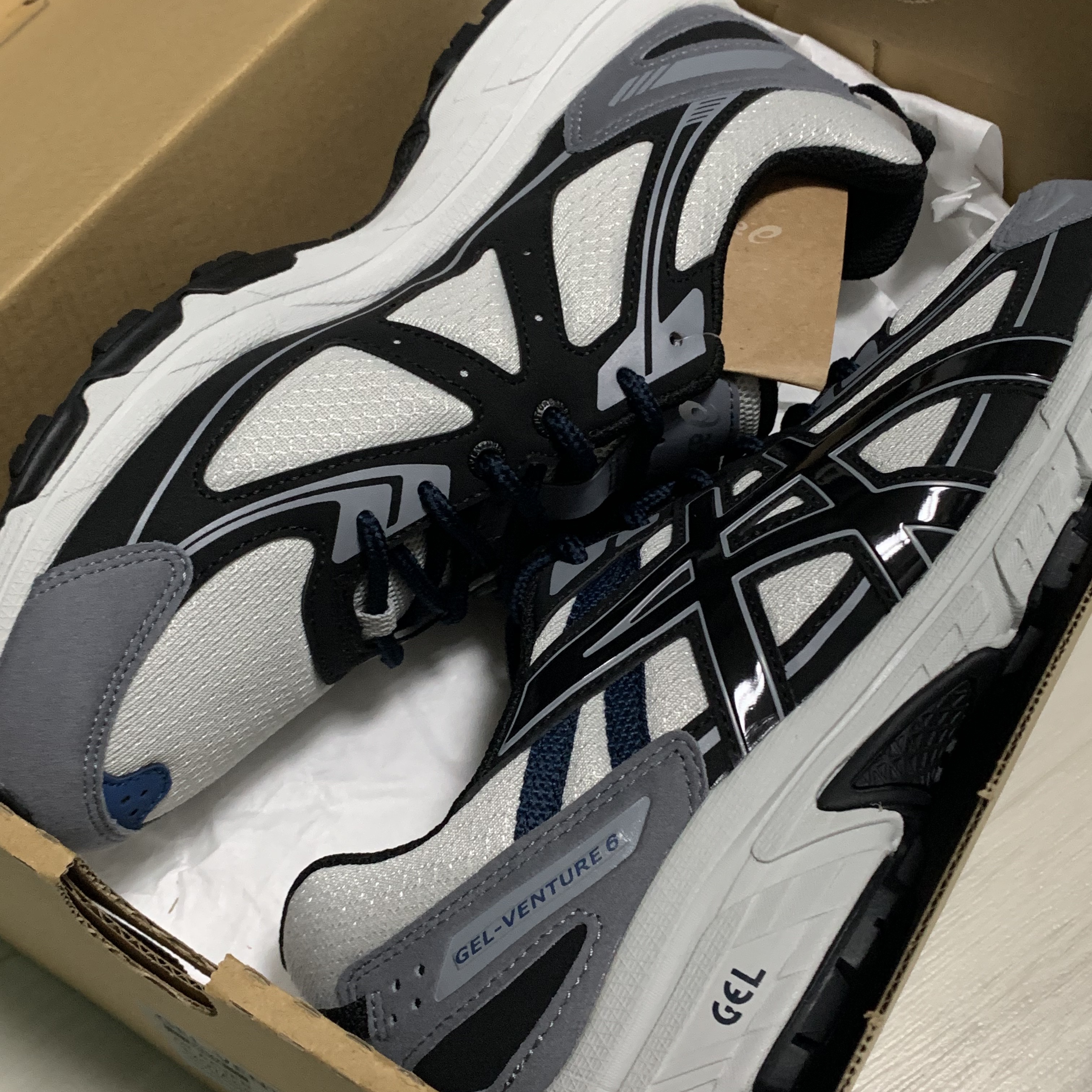Asics Gel-Venture 6 SPS Glacier Grey 착용 스타일 - 1