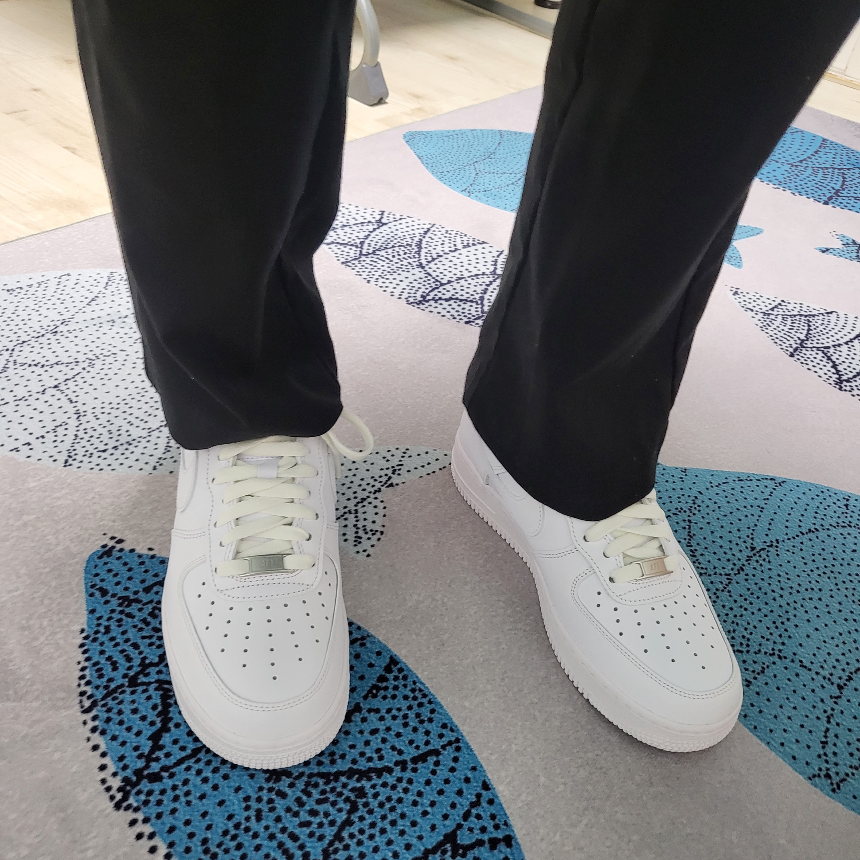 Nike Air Force 1 '07 Low White 착용 스타일