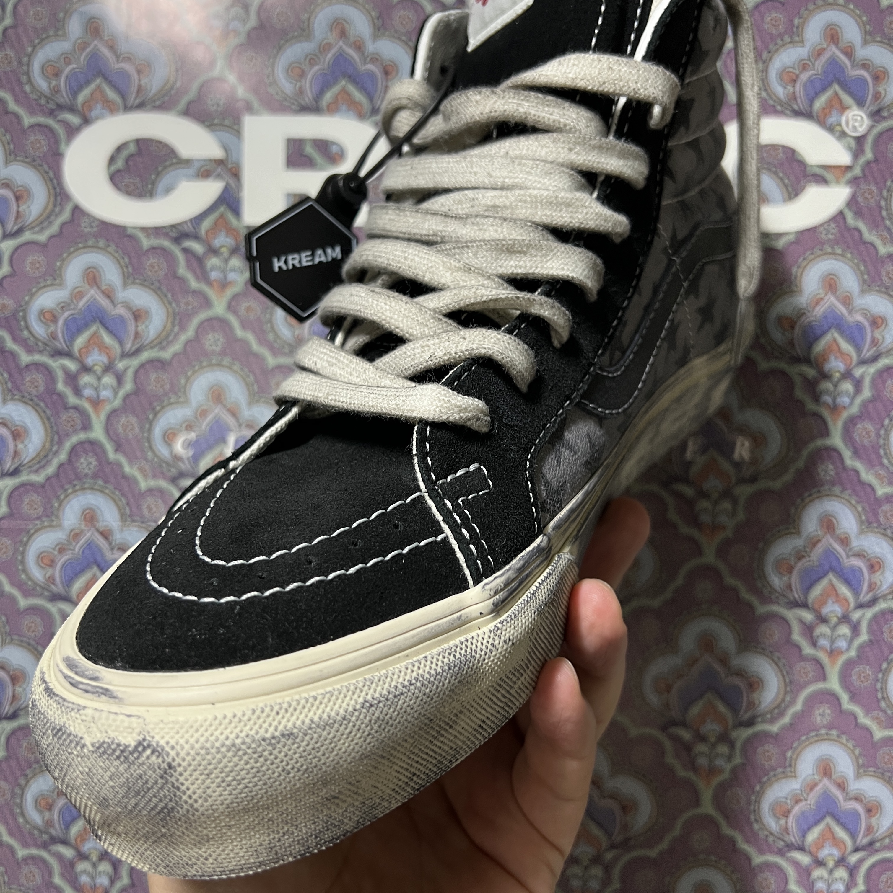 Vans Vault x Bianca Chandon Sk8-Hi Reissue LX Stressed Black Gray 착용 스타일
