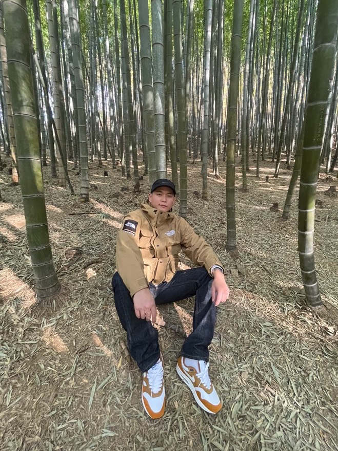 Nike Air Max 1 Curry 2018, Supreme x The North Face Cargo Jacket Gold - 20SS 착용 스타일 - 1
