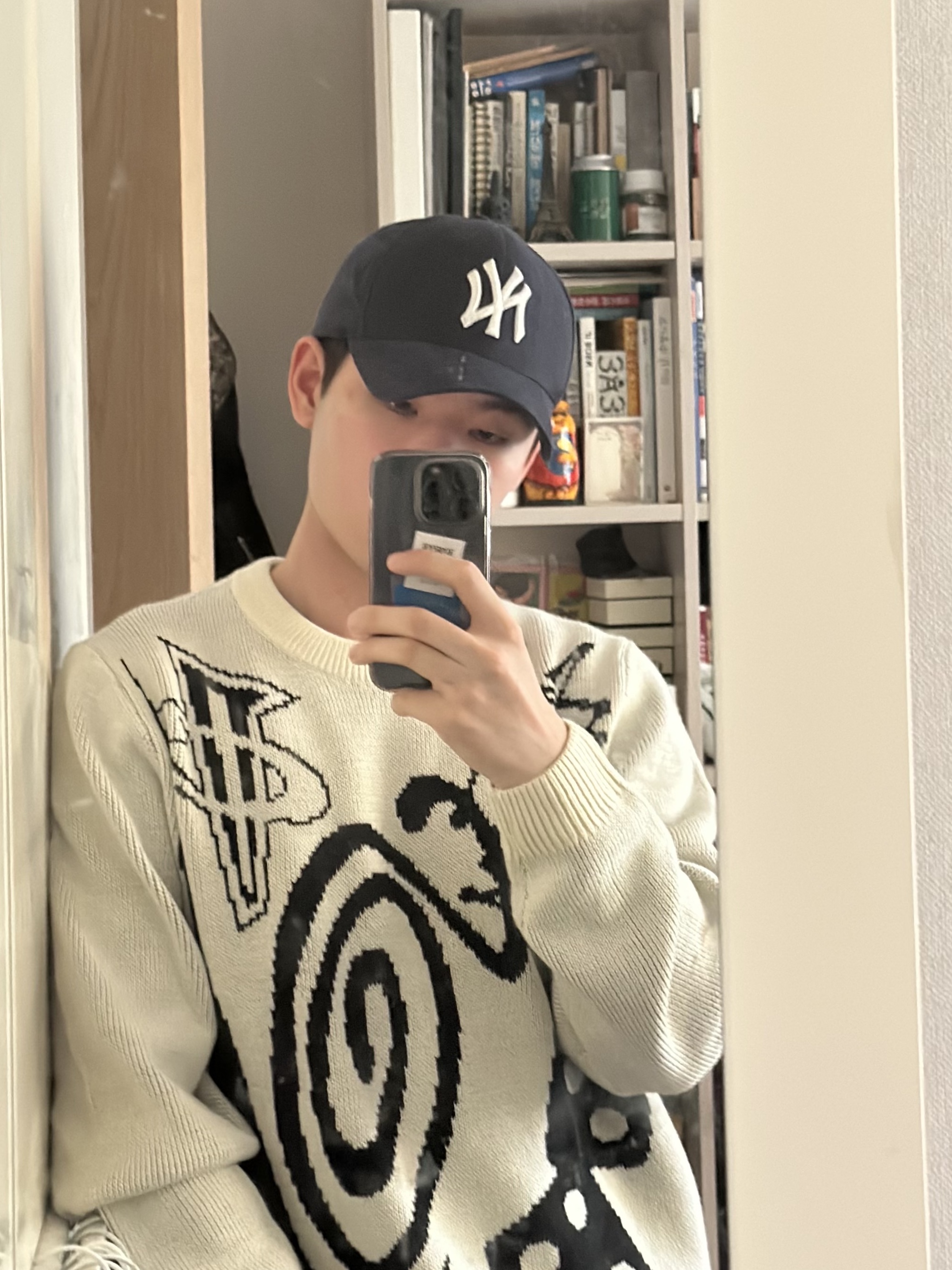 Nike x Stussy NRG LS Knit Sweater Fossil (DR2893-238) 착용 스타일 - 2