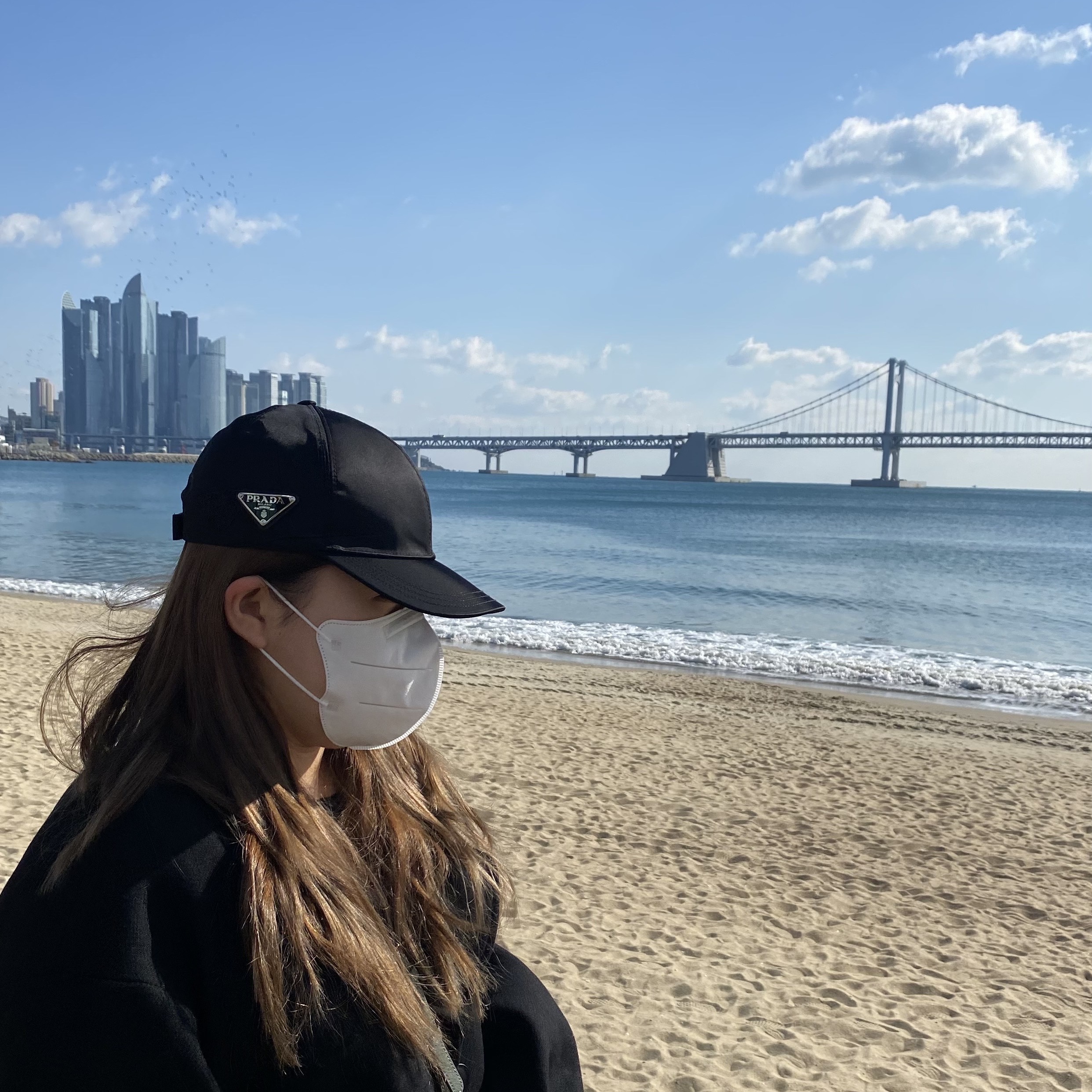 (W) Prada Re-Nylon Baseball Cap Black 착용 스타일