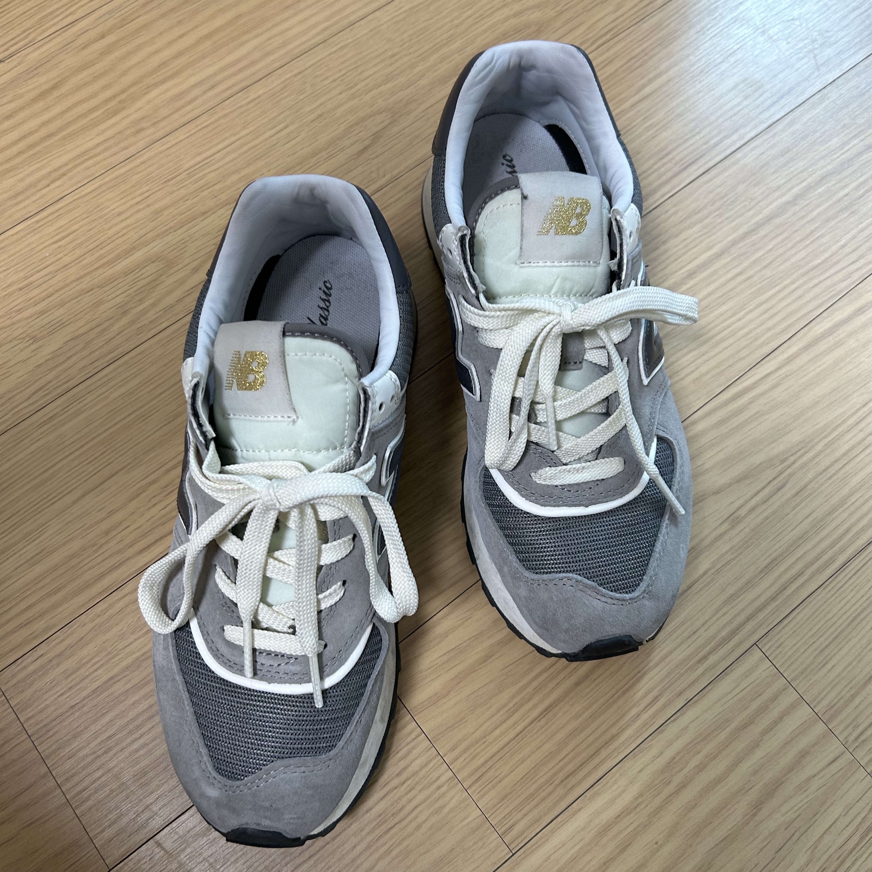 New Balance 574 Legacy Grey 착용 스타일