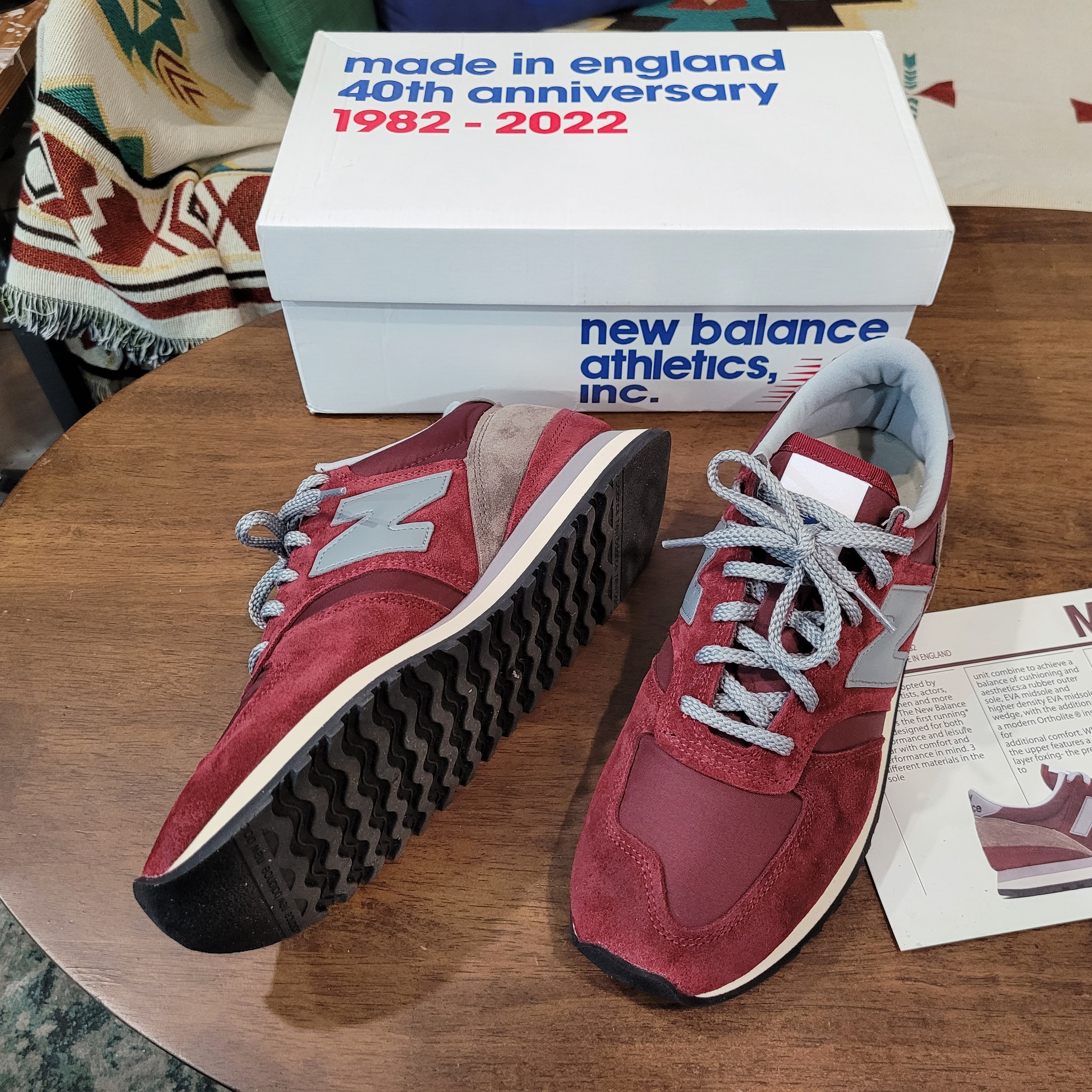 New Balance 730 Made in UK 40th Anniversary Burgundy 착용 스타일 - 5