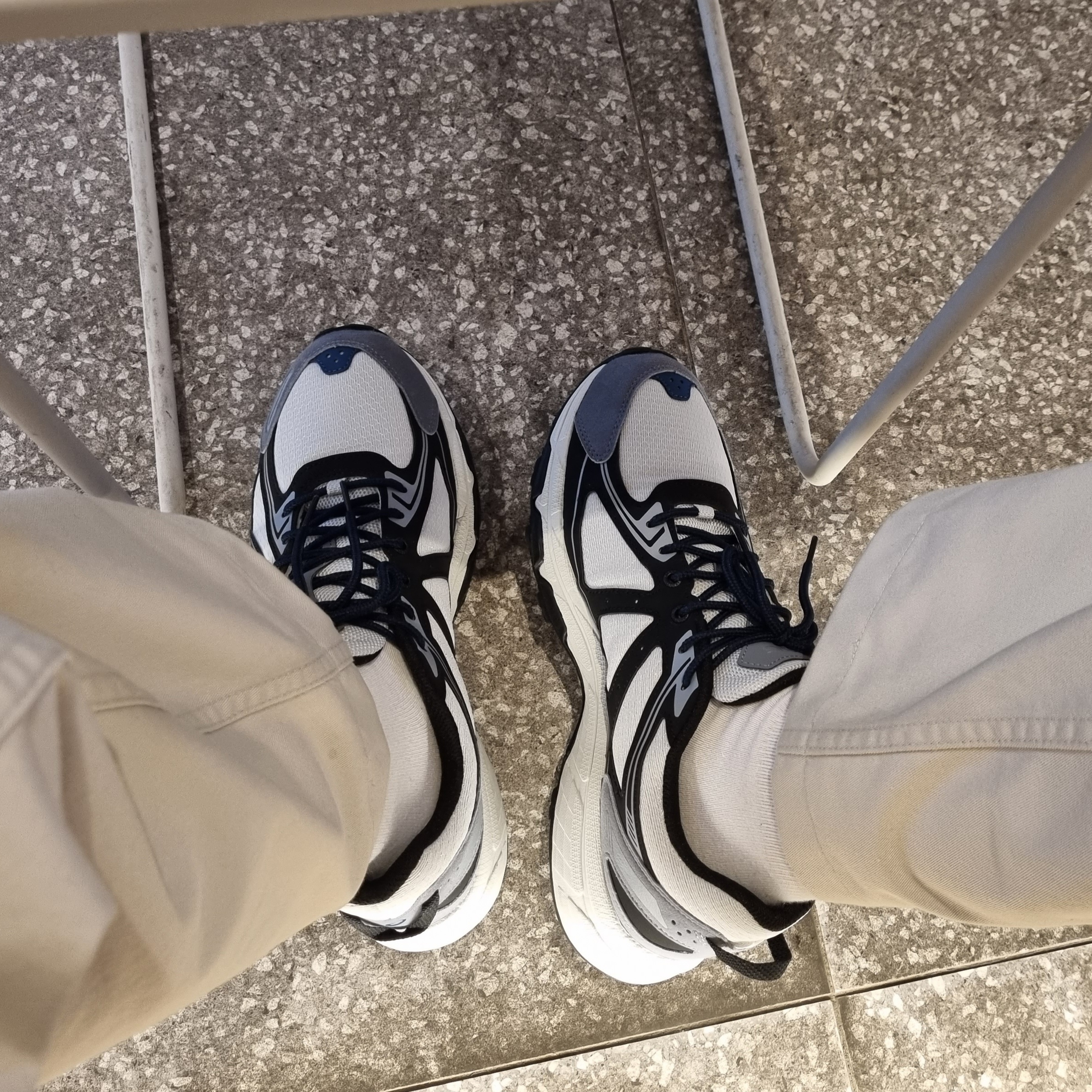 Asics Gel-Venture 6 SPS Glacier Grey 착용 스타일