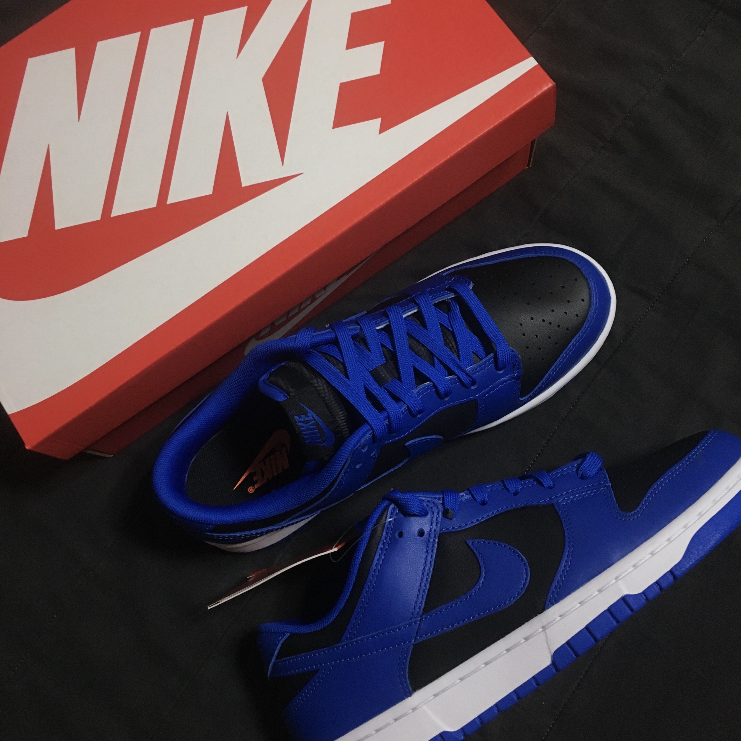 Nike Dunk Low Retro Hyper Cobalt 착용 스타일