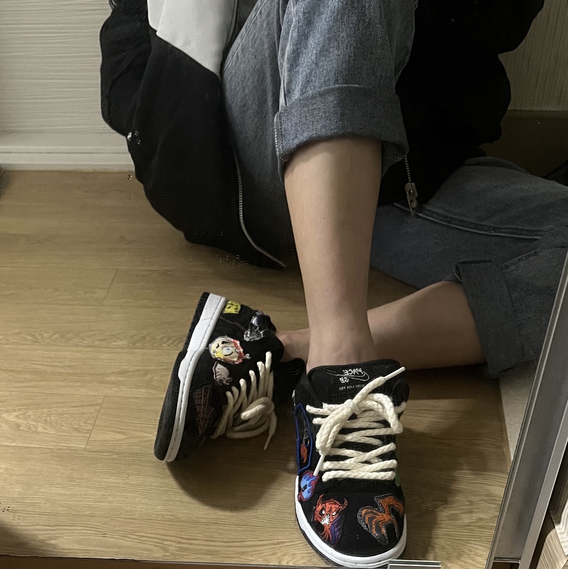 Nike x Neckface SB Dunk Low Pro Black 착용 스타일