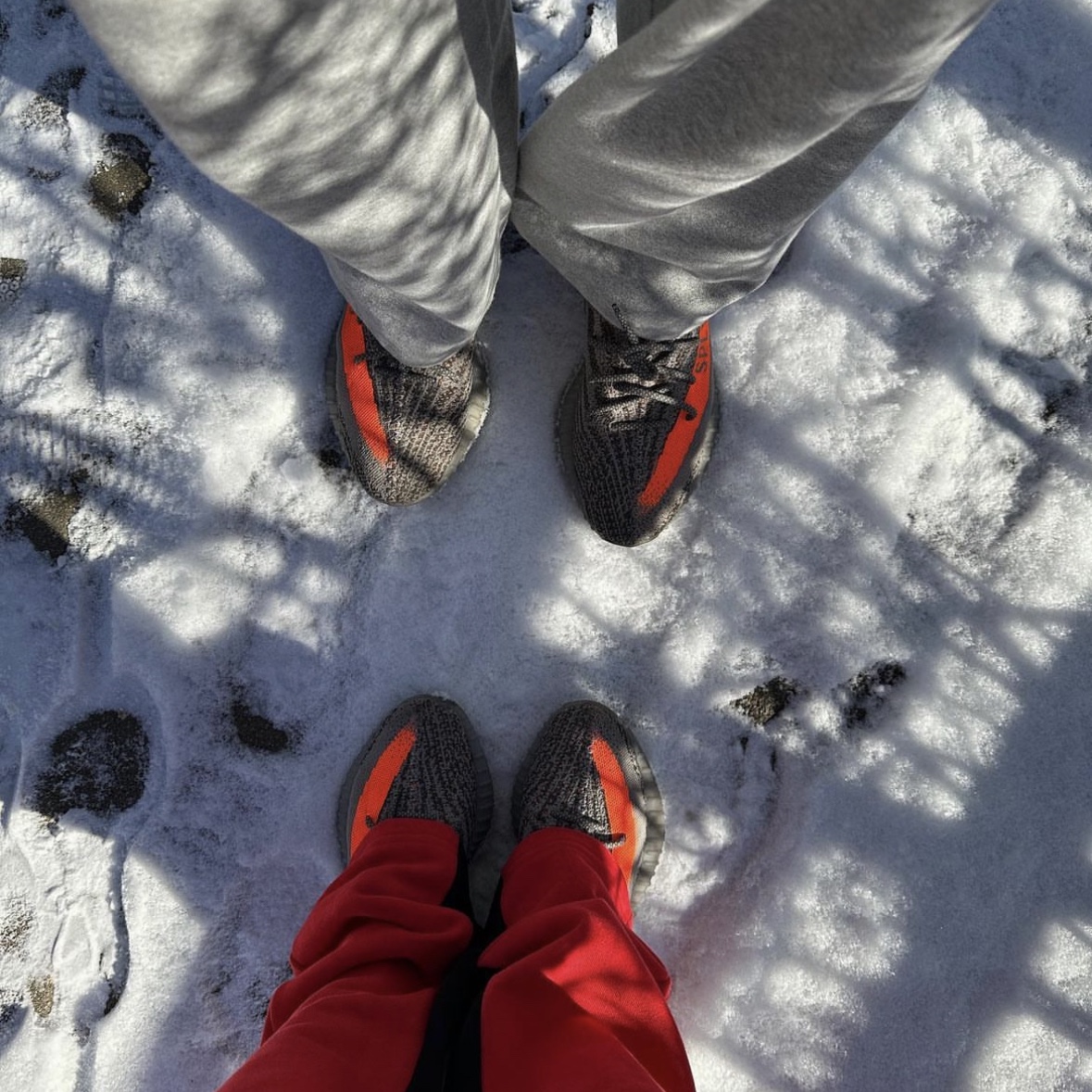Adidas Yeezy Boost 350 V2 Beluga - Reflective 착용 스타일 - 3