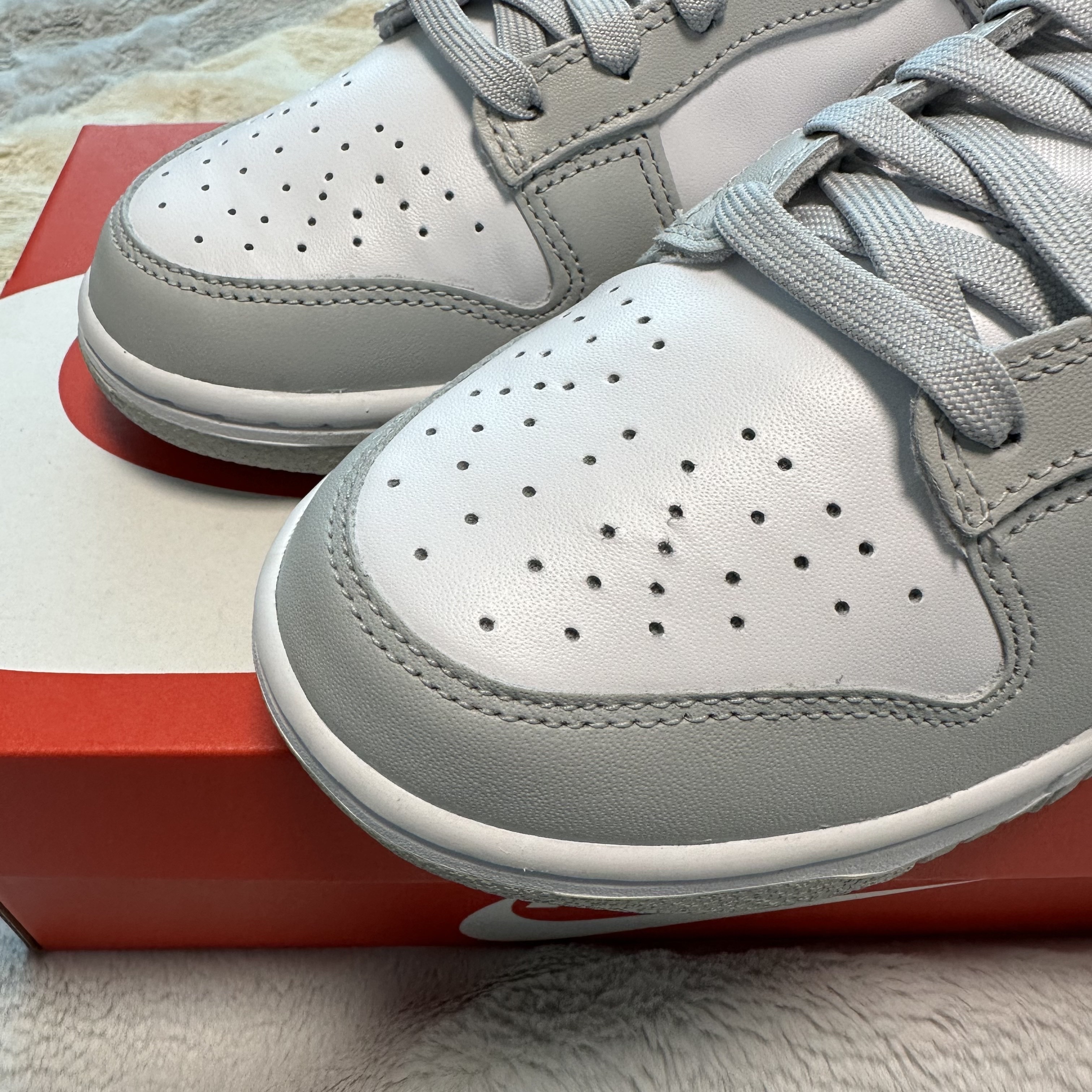 Nike Dunk Low Retro Grey Fog 착용 스타일 - 3