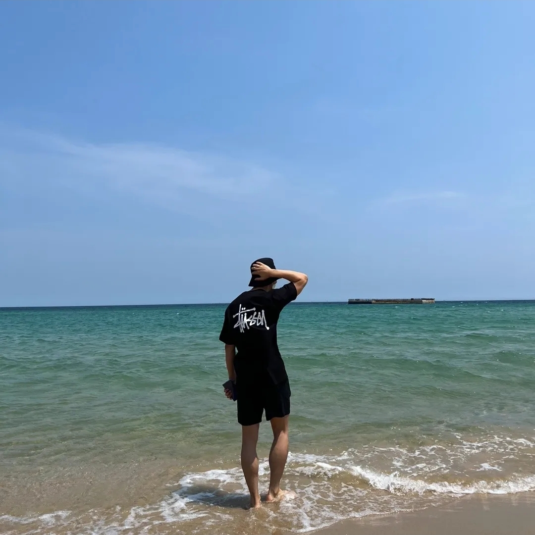 Stussy Basic Stussy T-Shirt Black 2022 착용 스타일