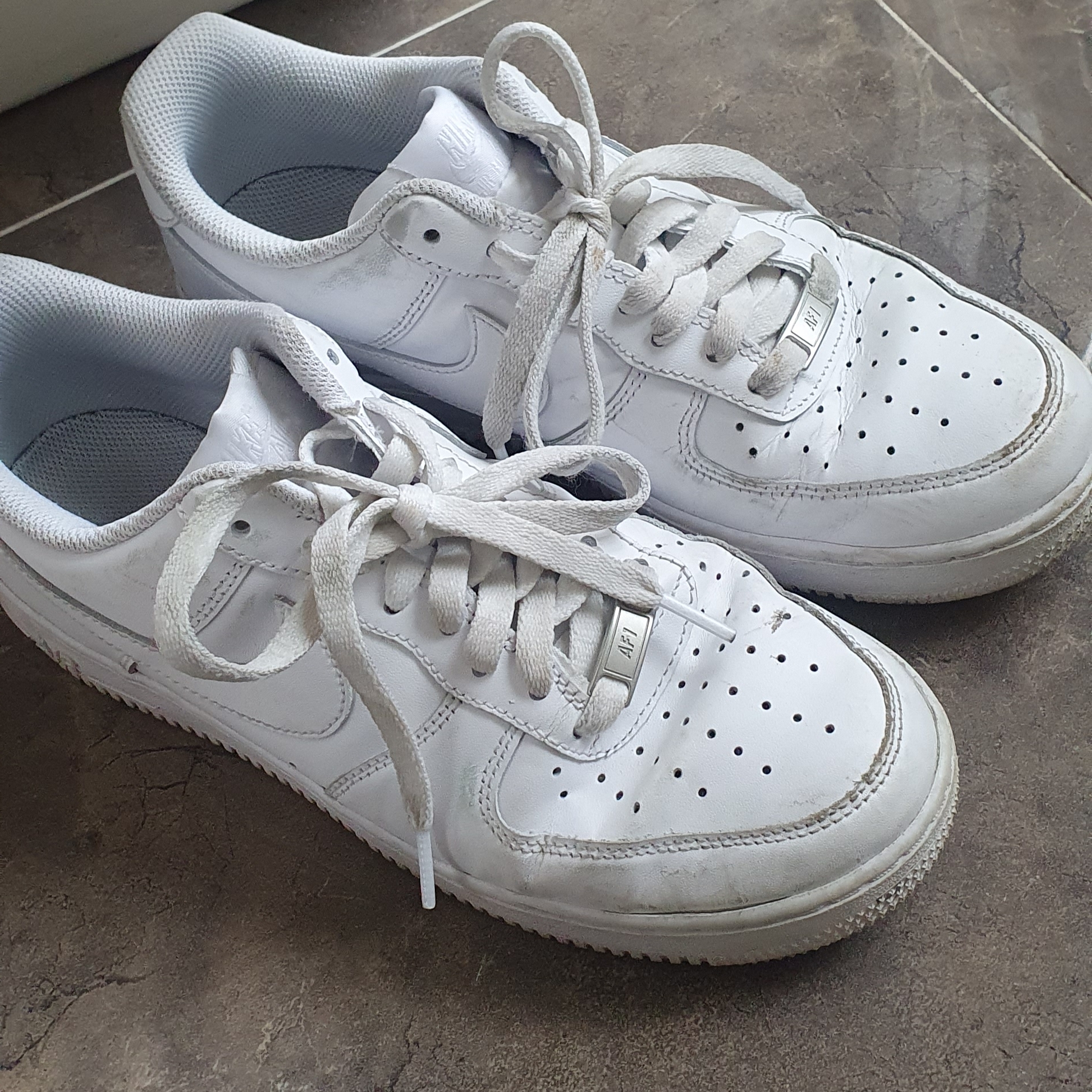 Nike Air Force 1 '07 Low White 착용 스타일