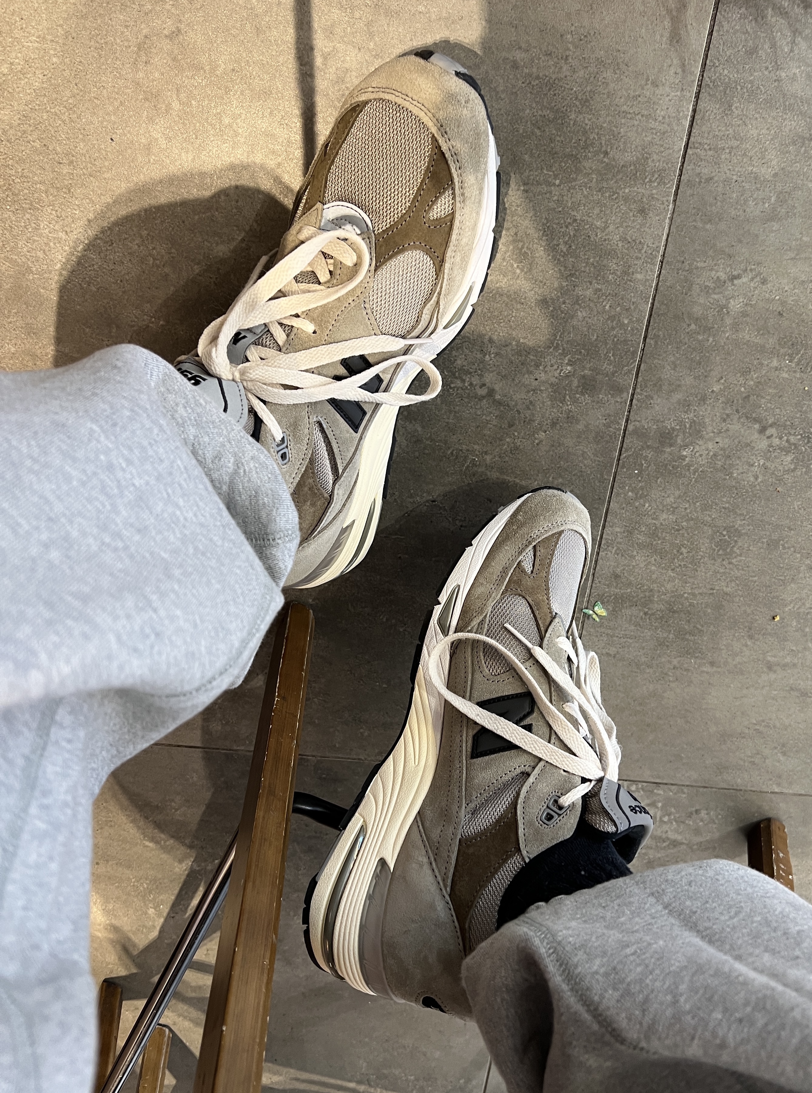 New Balance x JJJJound 991 Made in UK Grey, Nike x Stussy NRG Fleece Pants Dark Grey Heather (DO9340-063) 착용 스타일 - 2