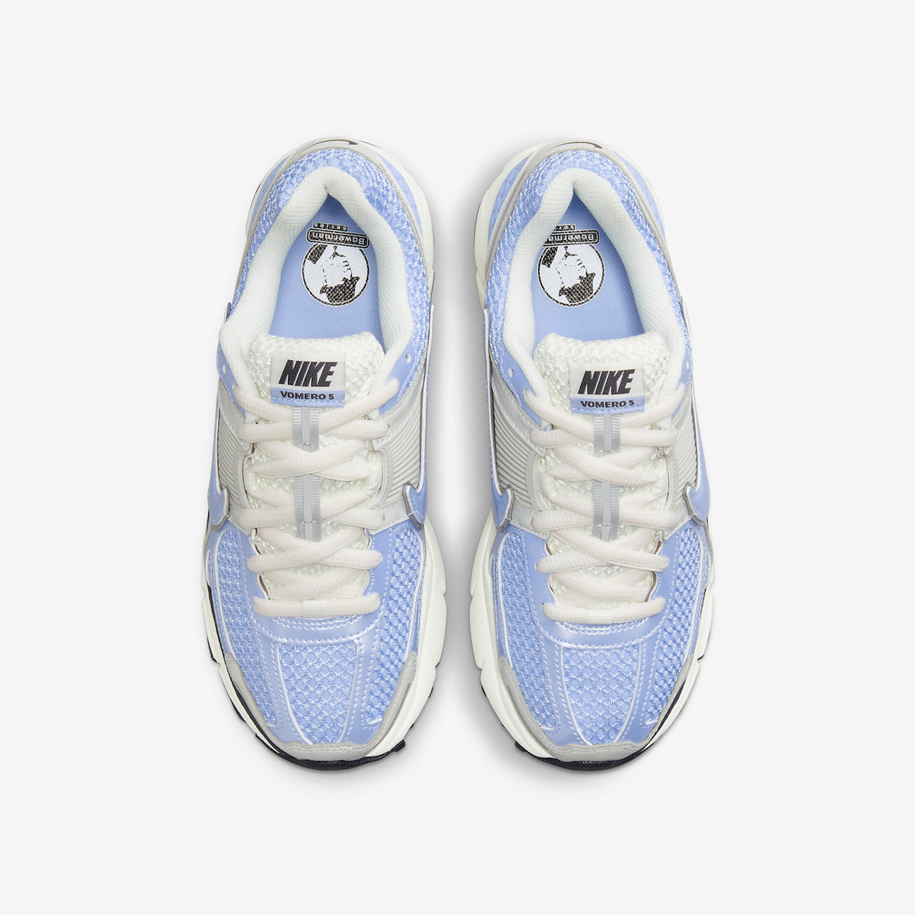 (W) Nike Zoom Vomero 5 Photon Dust and Metallic Silver, Nike Zoom Vomero 5 PRM Light Iron Ore and Flat Fewter 착용 스타일 - 4