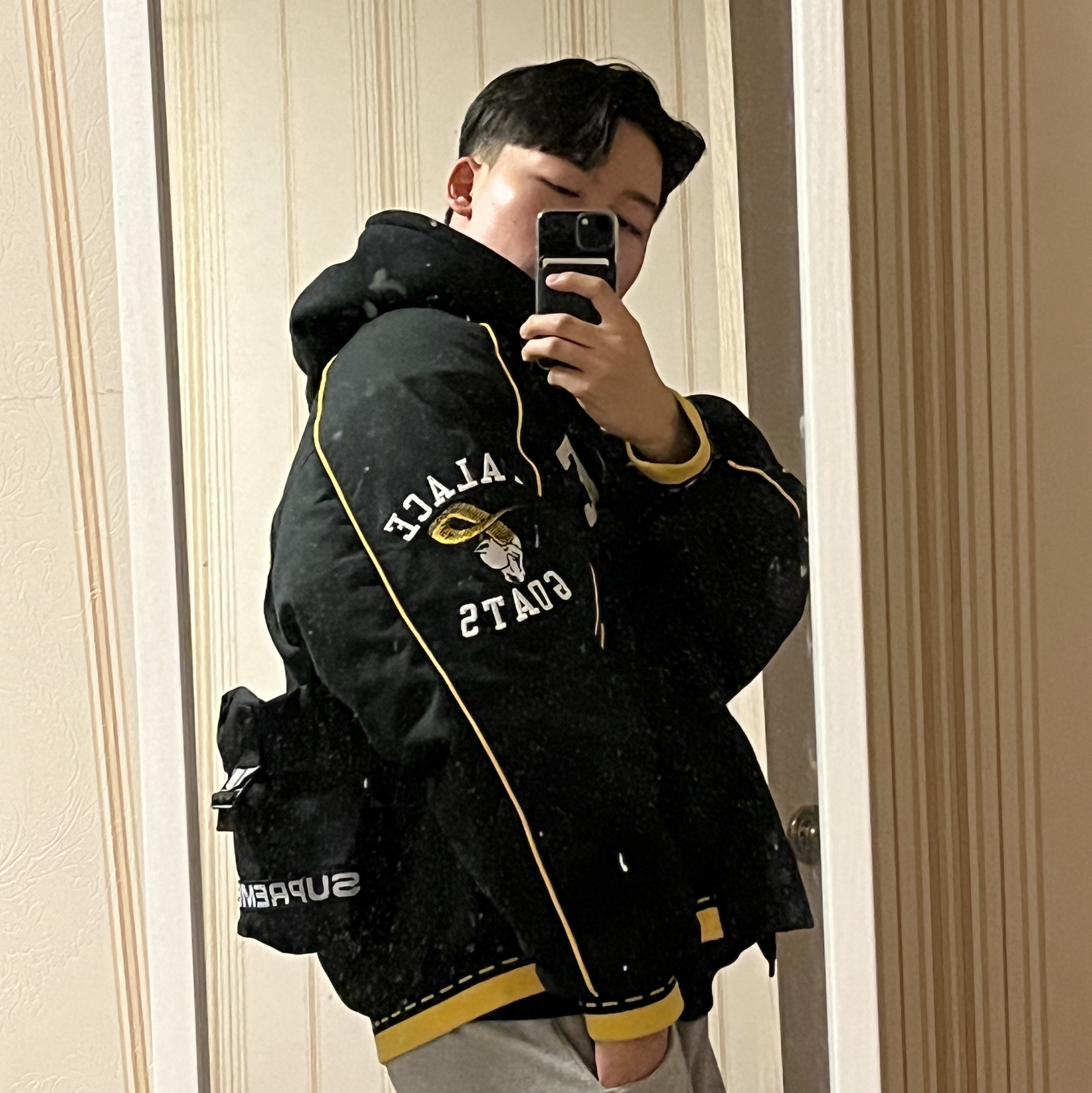 Palace Goats Varsity Jacket Black - 22SS, Supreme Field Side Bag Black - 23SS 착용 스타일 - 1