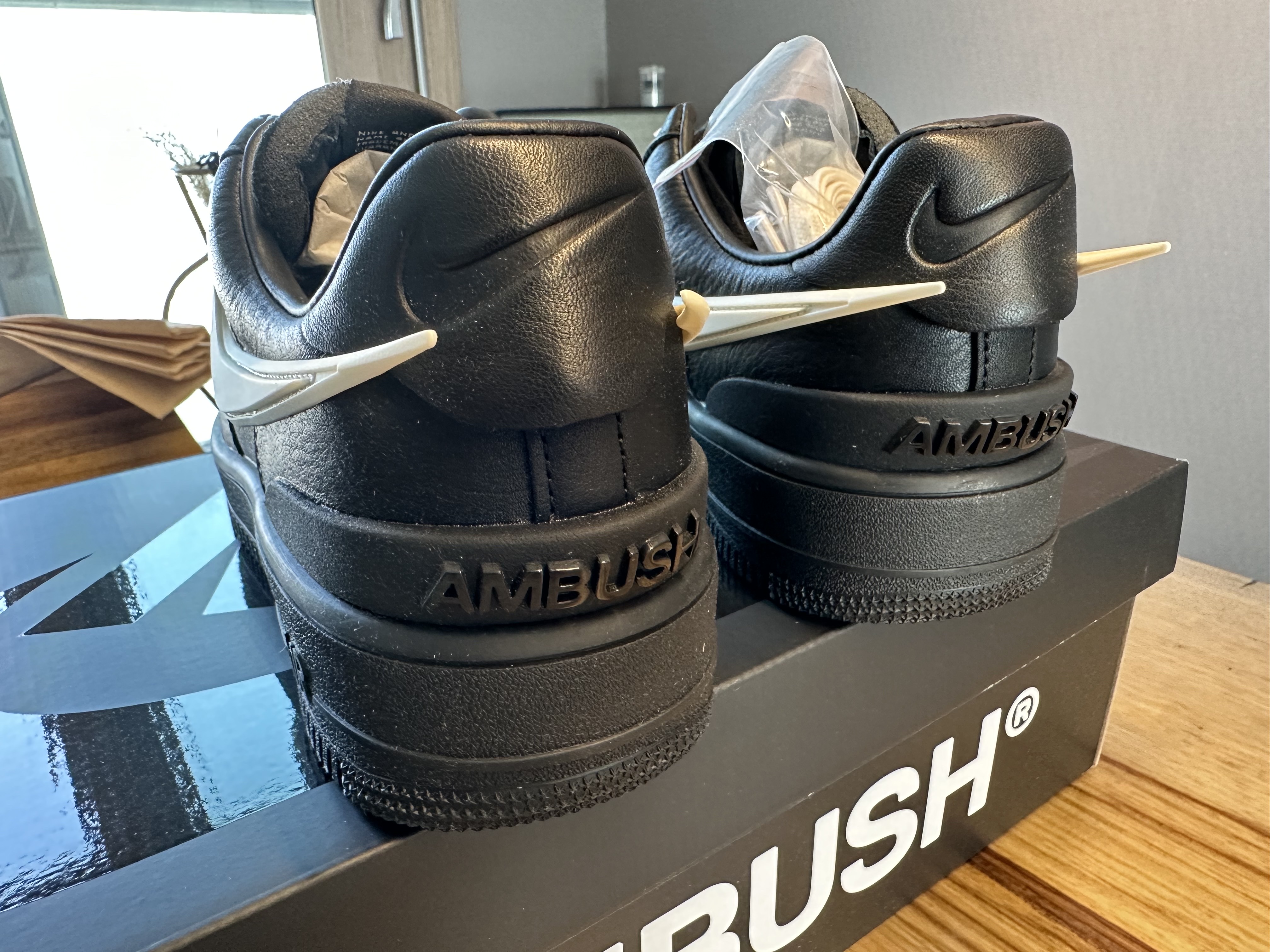 Nike x Ambush Air Force 1 Low SP Black 착용 스타일 - 4