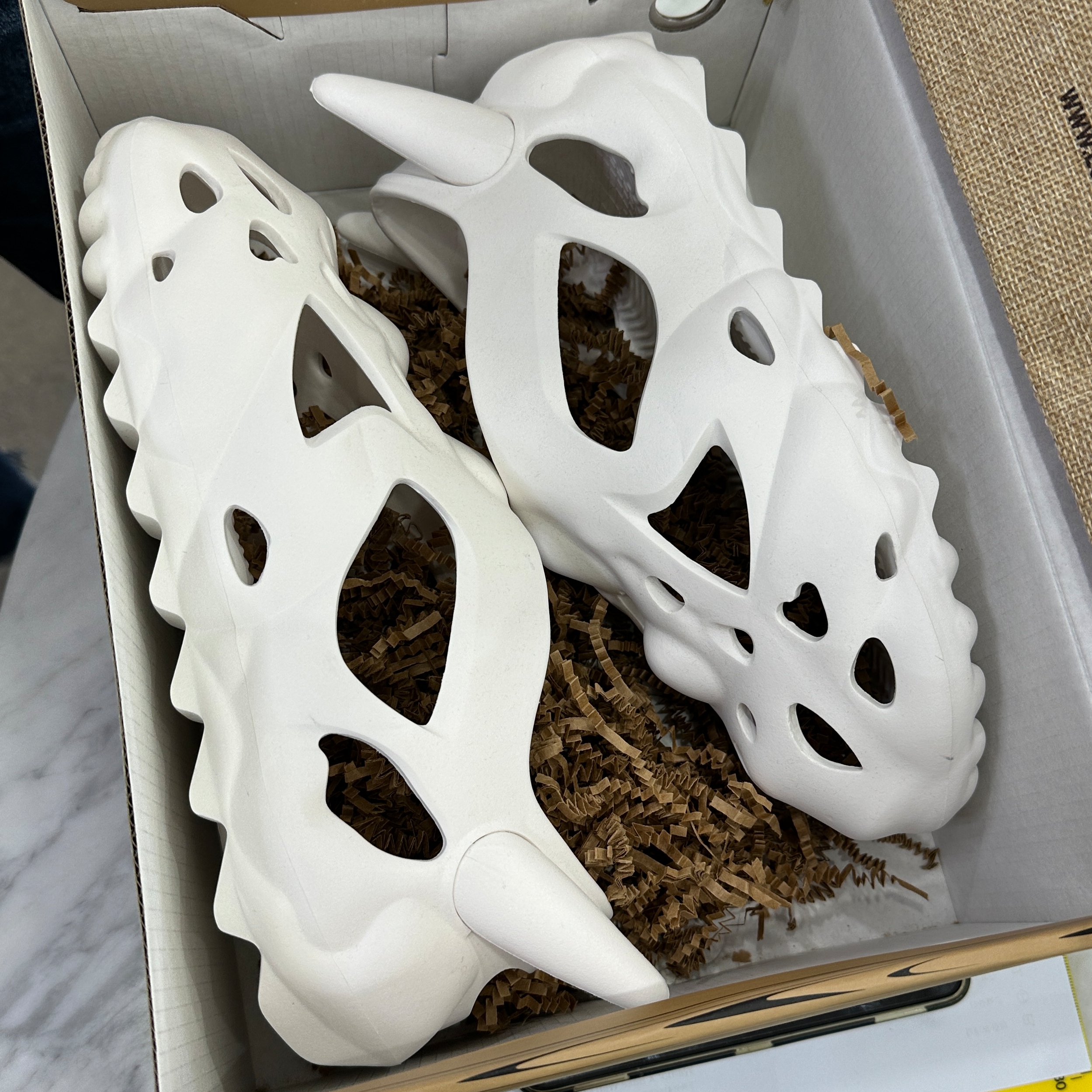Esenes Worldwide Boneheads Qbone White 착용 스타일 - 2
