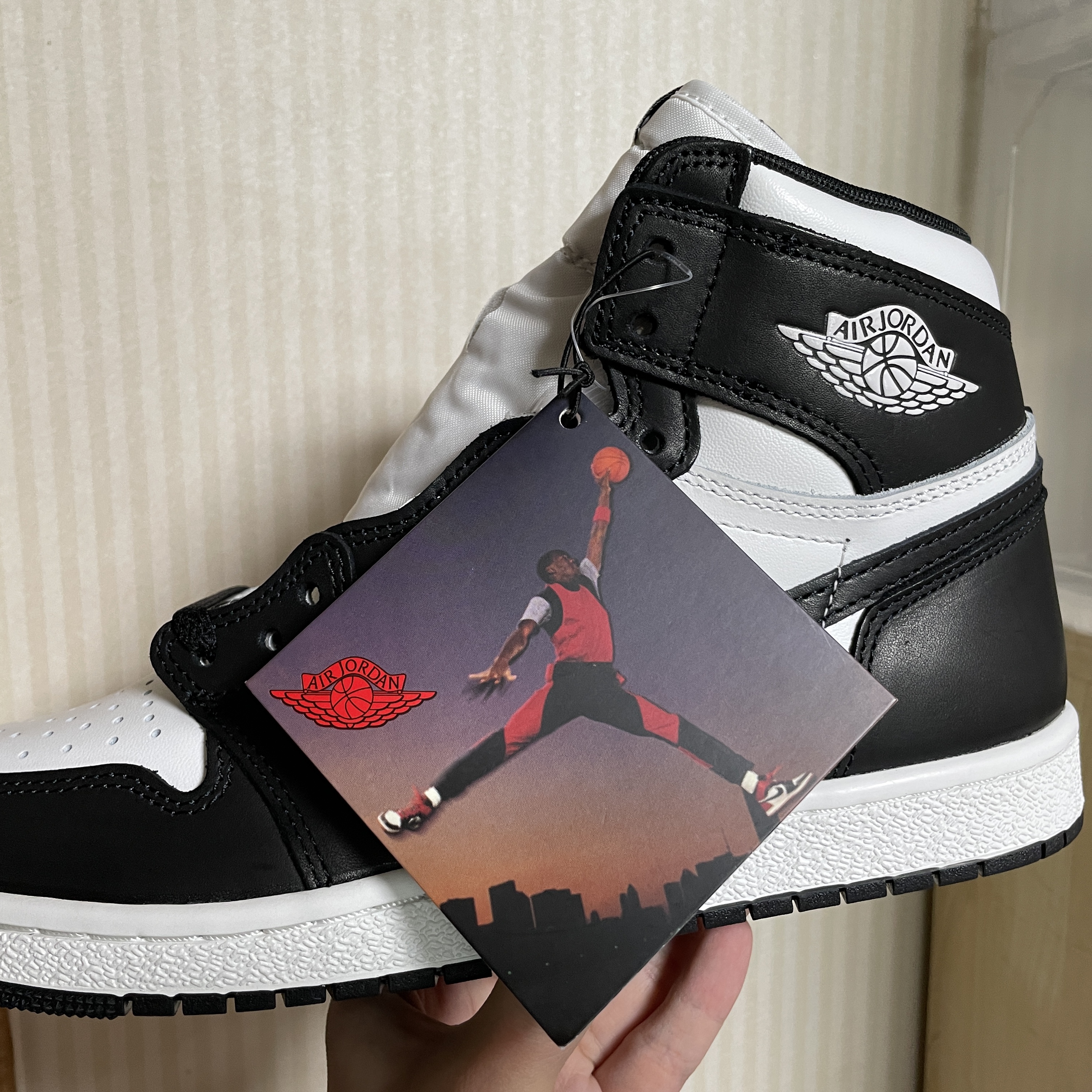 Jordan 1 High 85 Black White 착용 스타일 - 2
