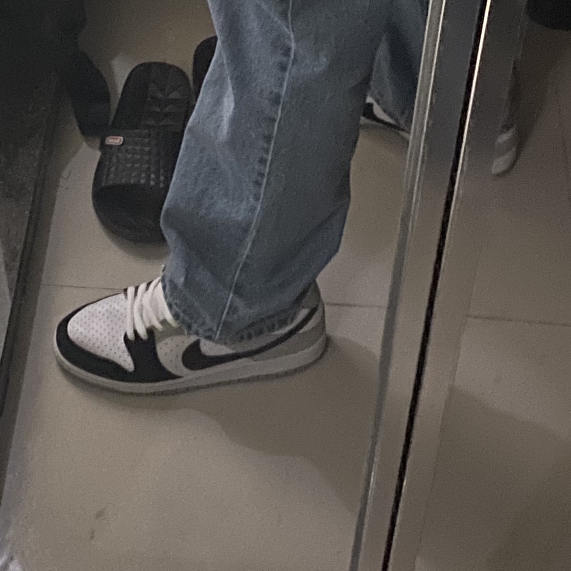 Nike SB Dunk Low Pro Chlorophyll 착용 스타일