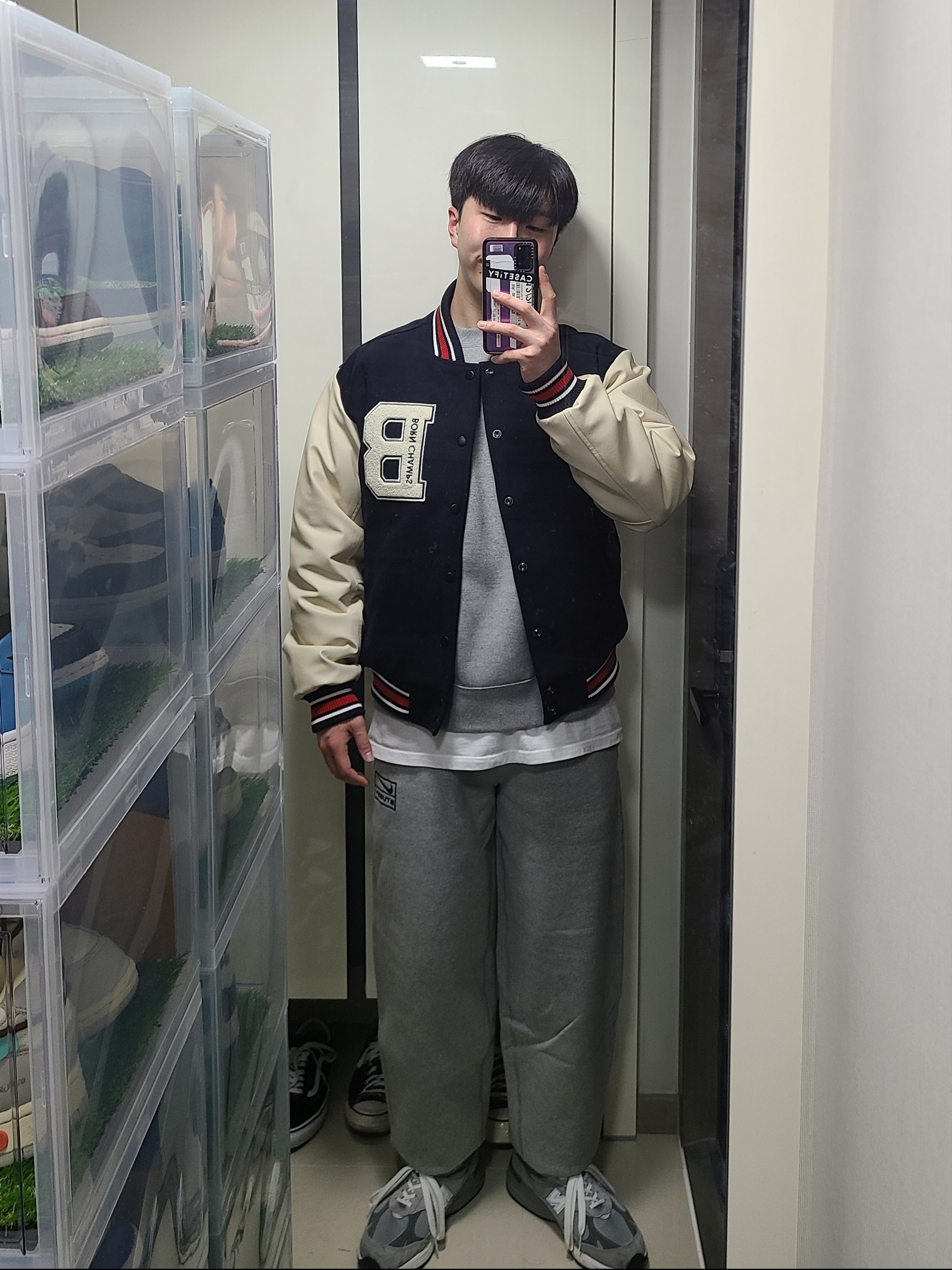 Nike x Stussy NRG Fleece Crewneck Dark Grey Heather (DO9337-063), Nike x Stussy NRG Fleece Pants Dark Grey Heather (DO9340-063) 착용 스타일 - 4
