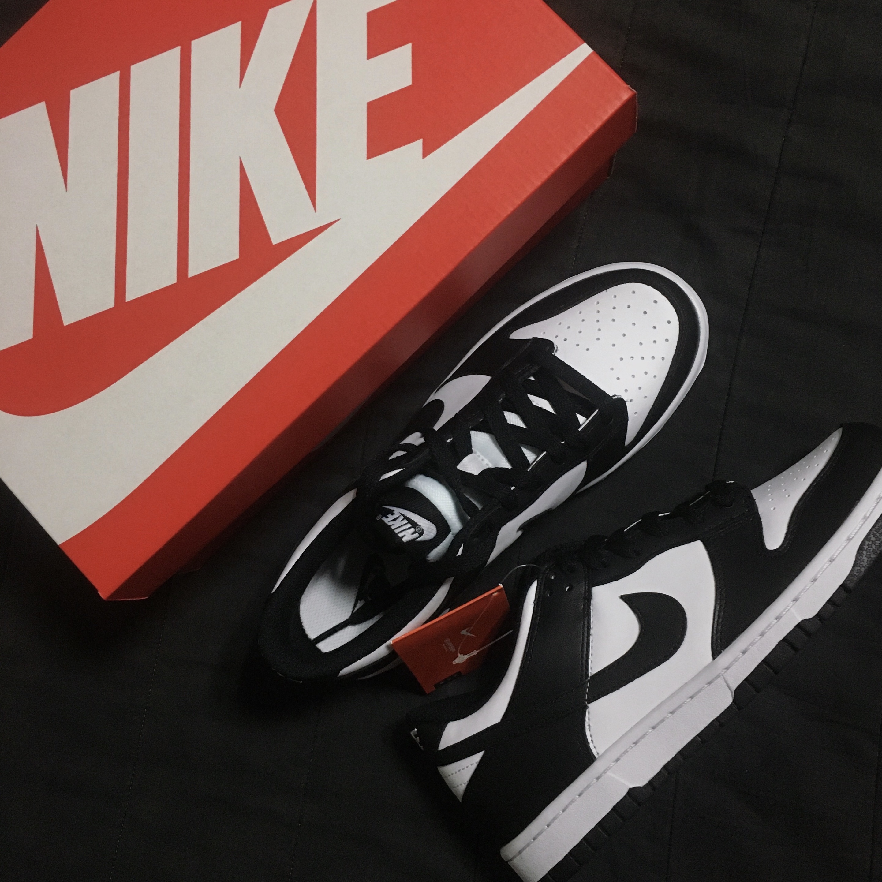 Nike Dunk Low Retro Black 착용 스타일