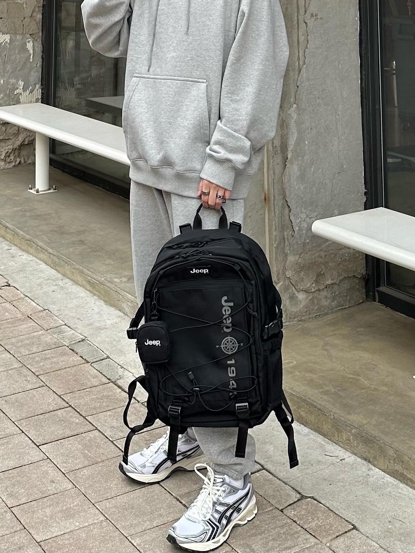 Asics x JJJJound Gel-Kayano 14 Silver Black, Nike x Stussy NRG RA Pullover Hoodie Dark Grey Heather (DJ9488-063) 착용 스타일 - 2