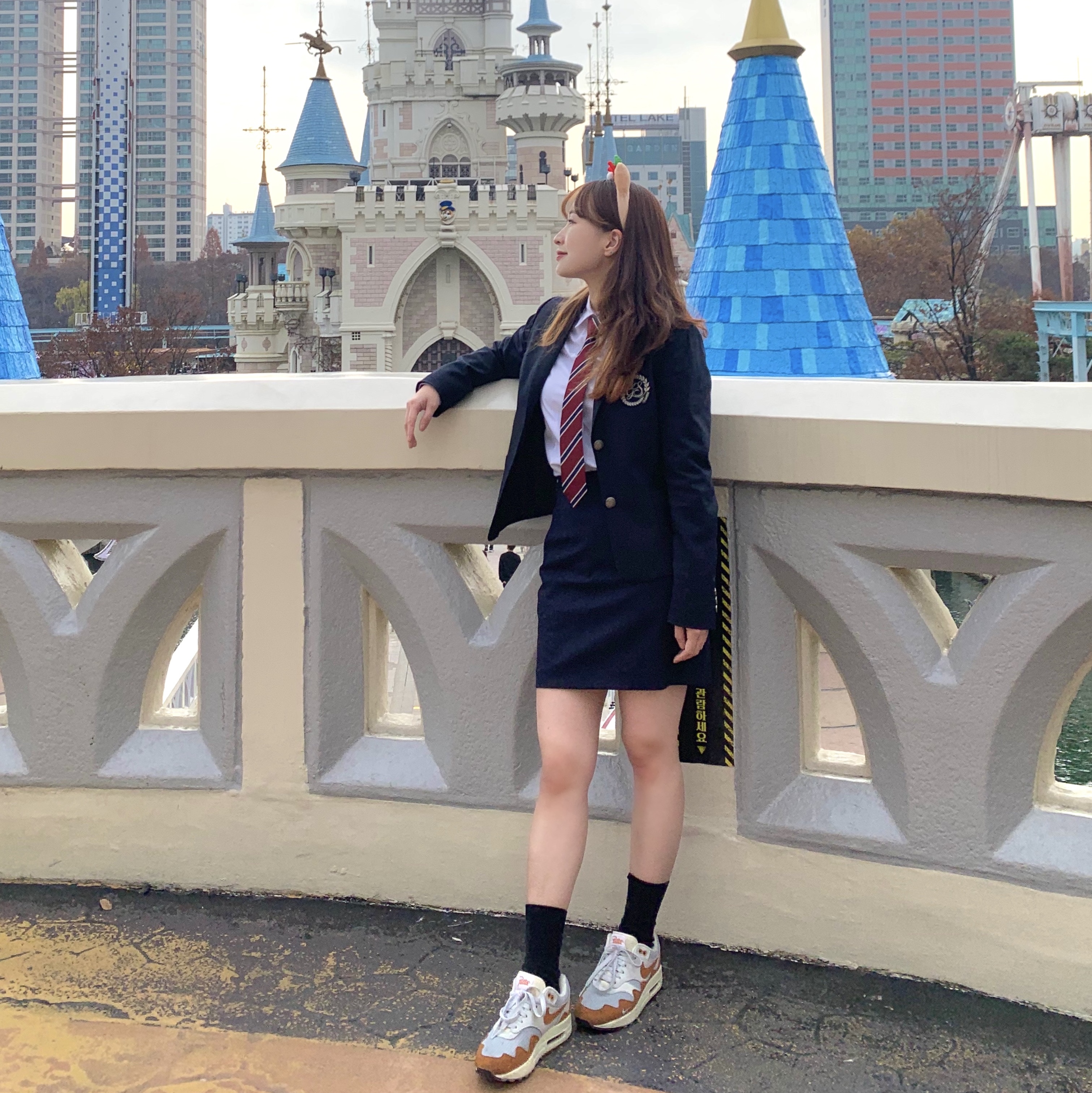Nike x Patta Air Max 1 Monarch 착용 스타일