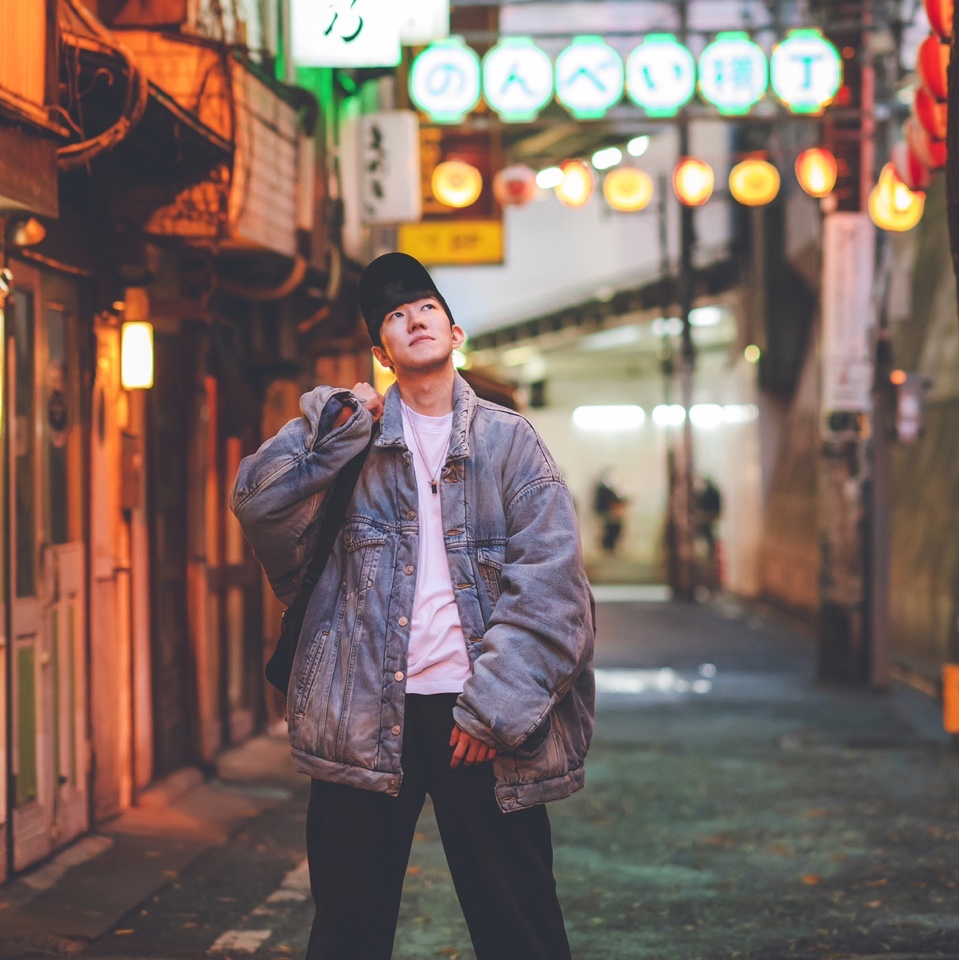 Balenciaga Padded Japanese Denim Jacket Indigo 착용 스타일 - 4