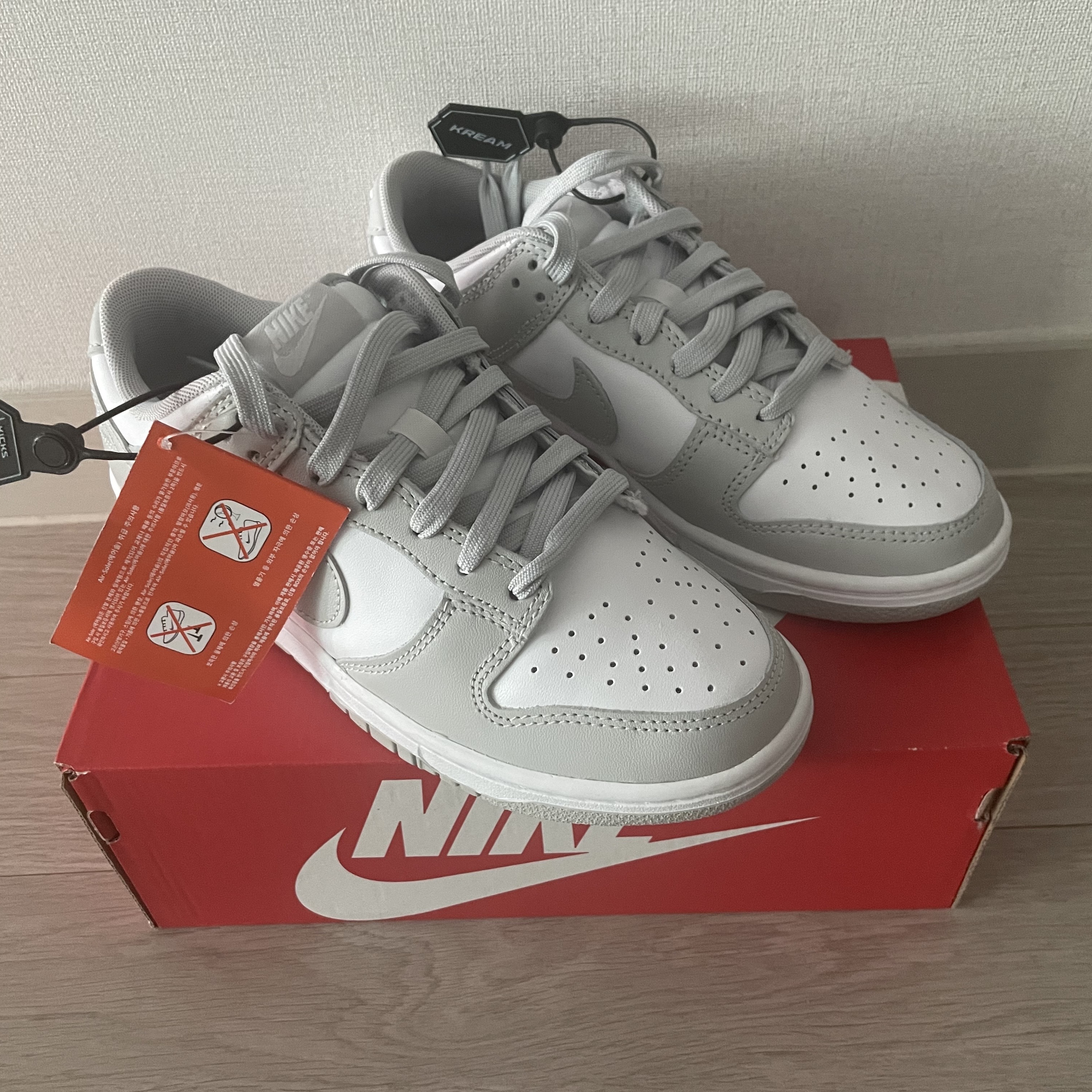 Nike Dunk Low Retro Grey Fog 착용 스타일