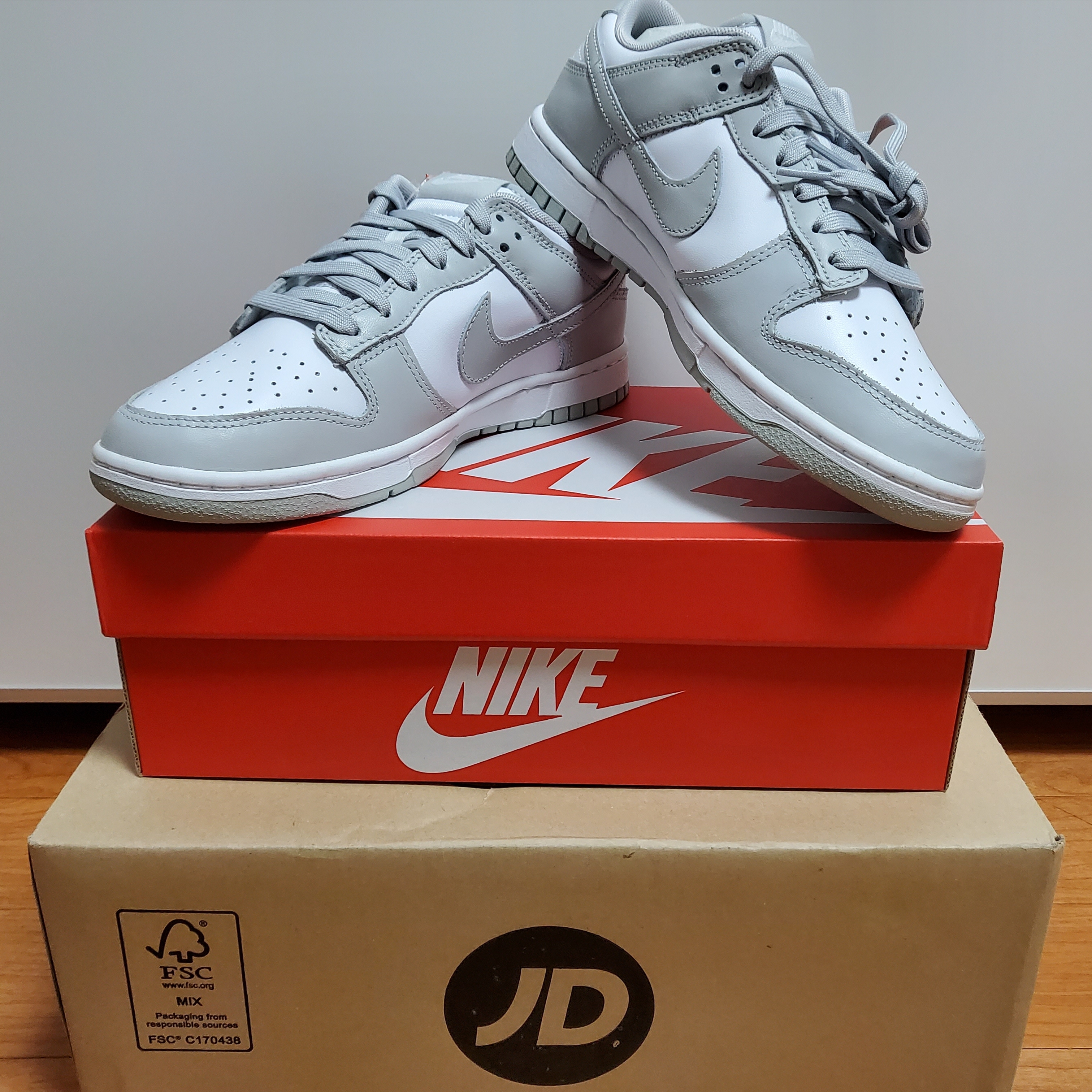 Nike Dunk Low Retro Grey Fog 착용 스타일