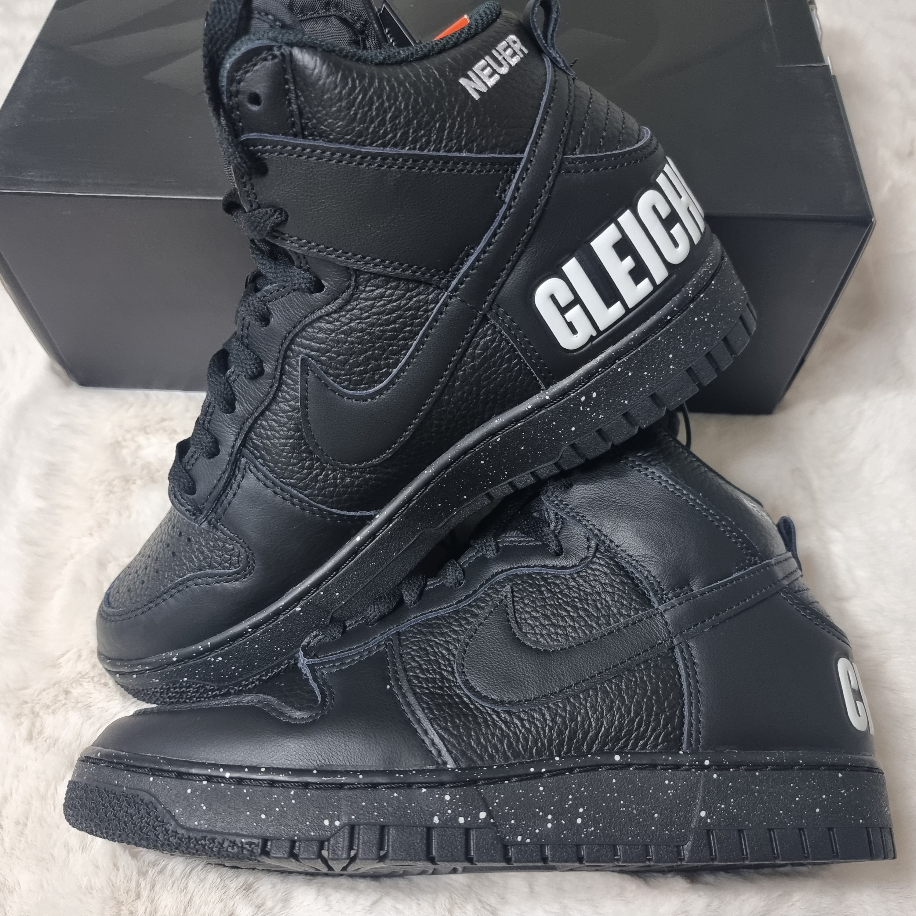 Nike x Undercover Dunk High 1985 Black 착용 스타일 - 2