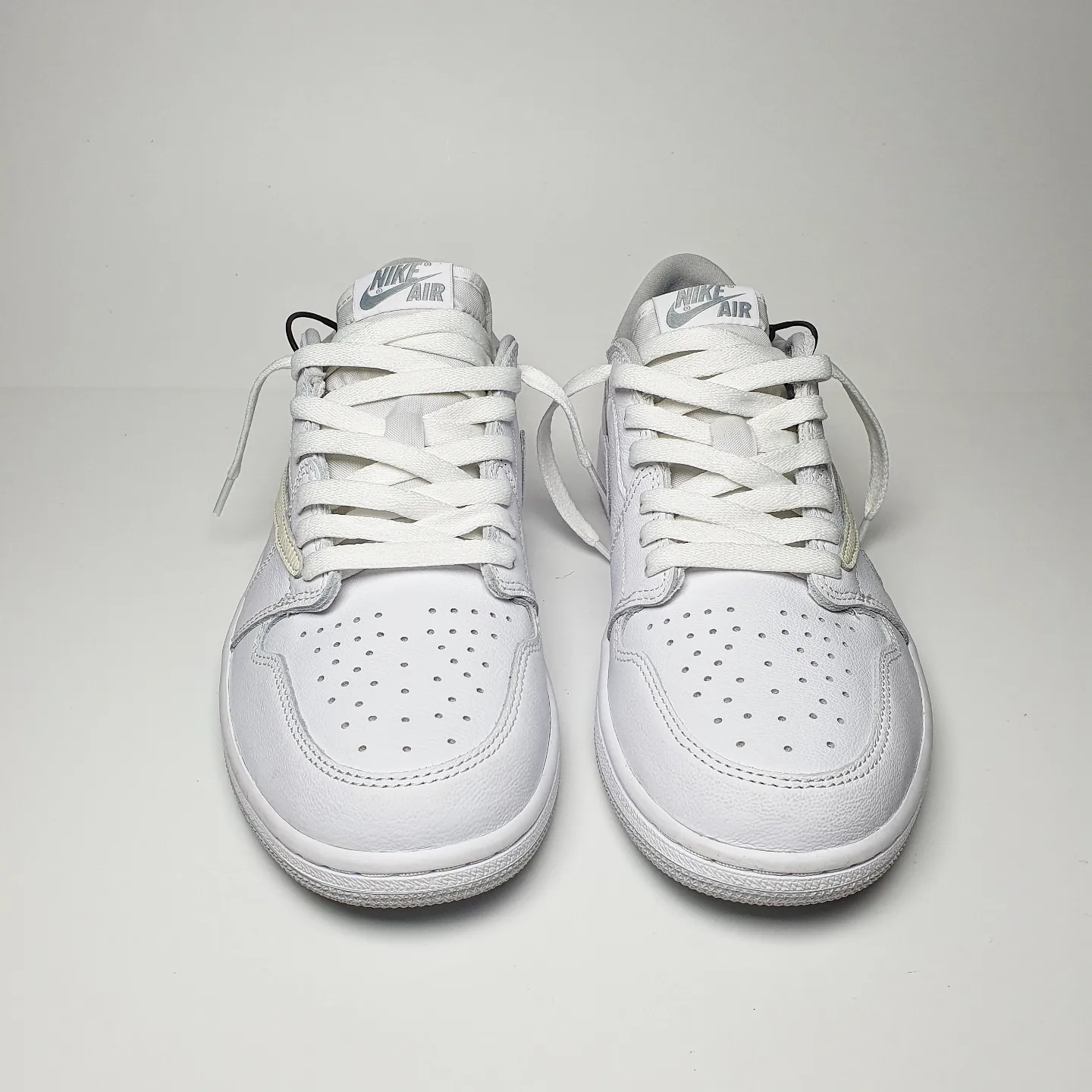 Jordan 1 Low OG Neutral Grey 착용 스타일 - 4